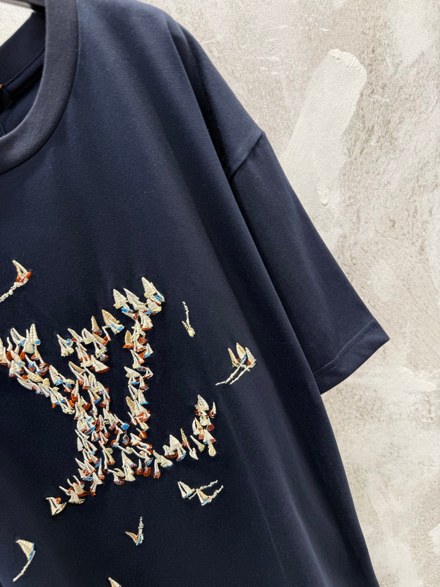 LuxluxHouse Best Quality Clothes T-shirt Louis Vuitton