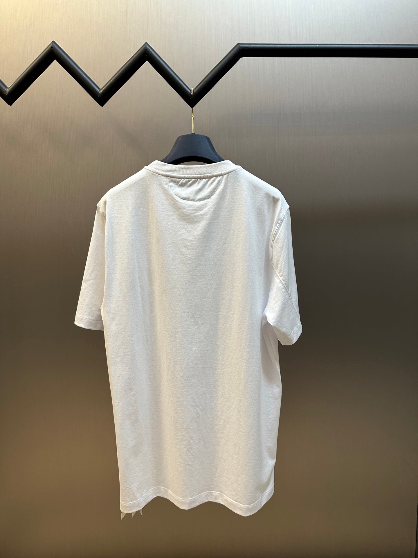 LuxluxHouse Best Quality Clothes T-shirt