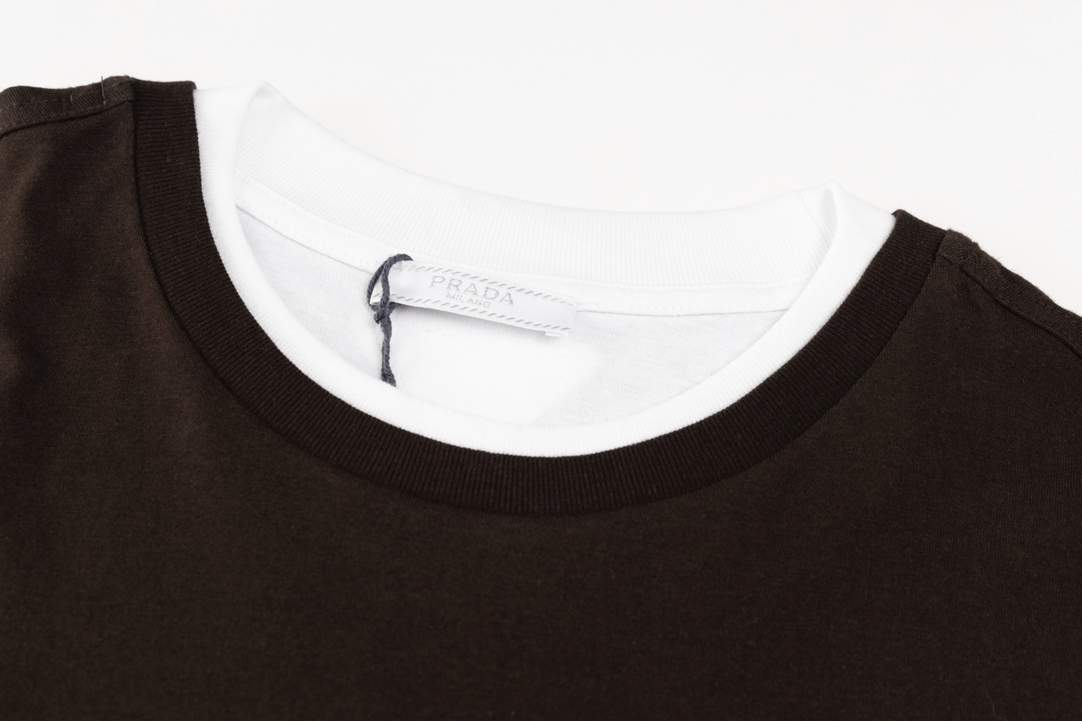 LuxluxHouse Best Quality Clothes T-shirt Prada