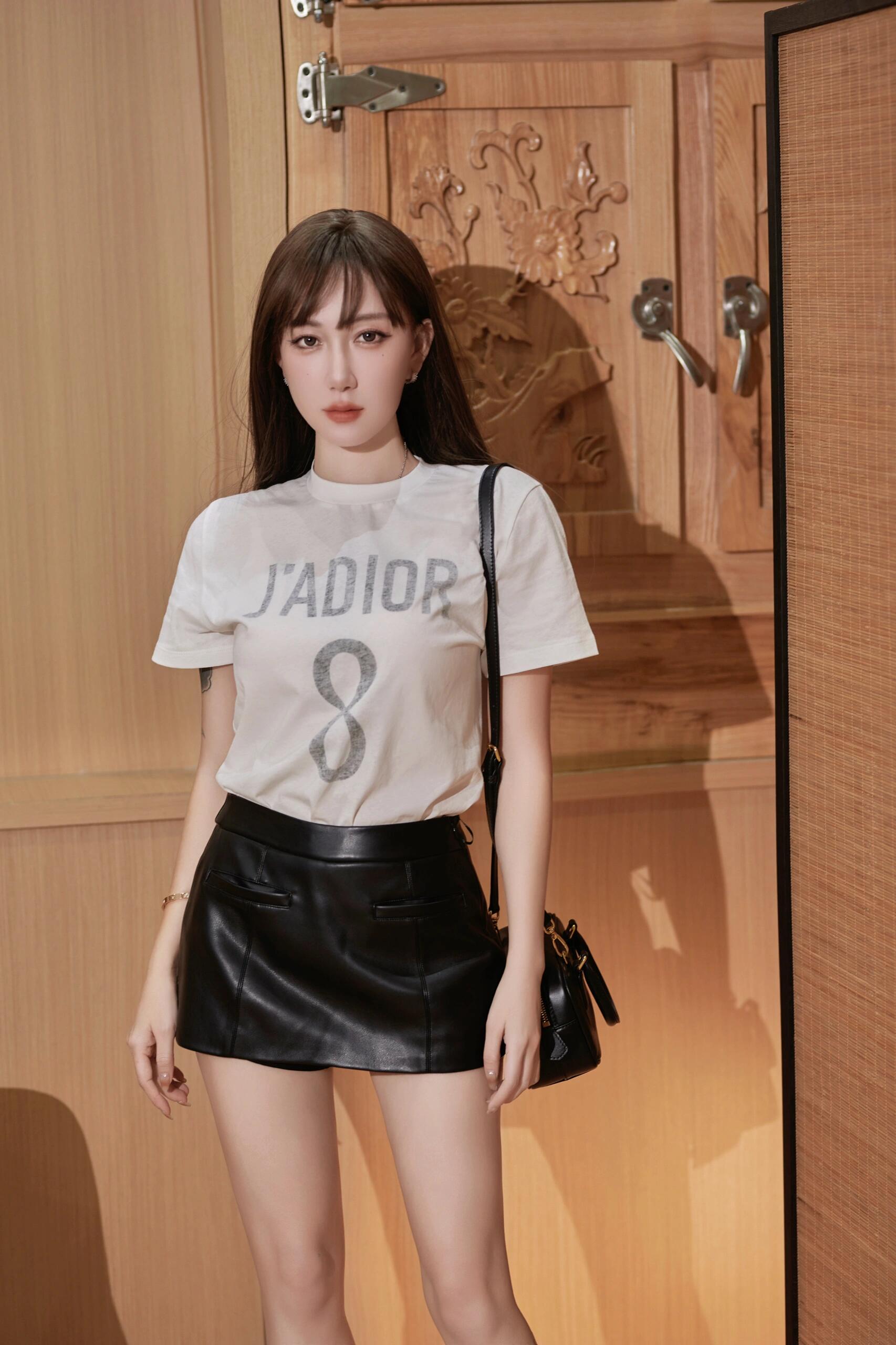 LuxluxHouse Best Quality Clothes T-shirt Dior