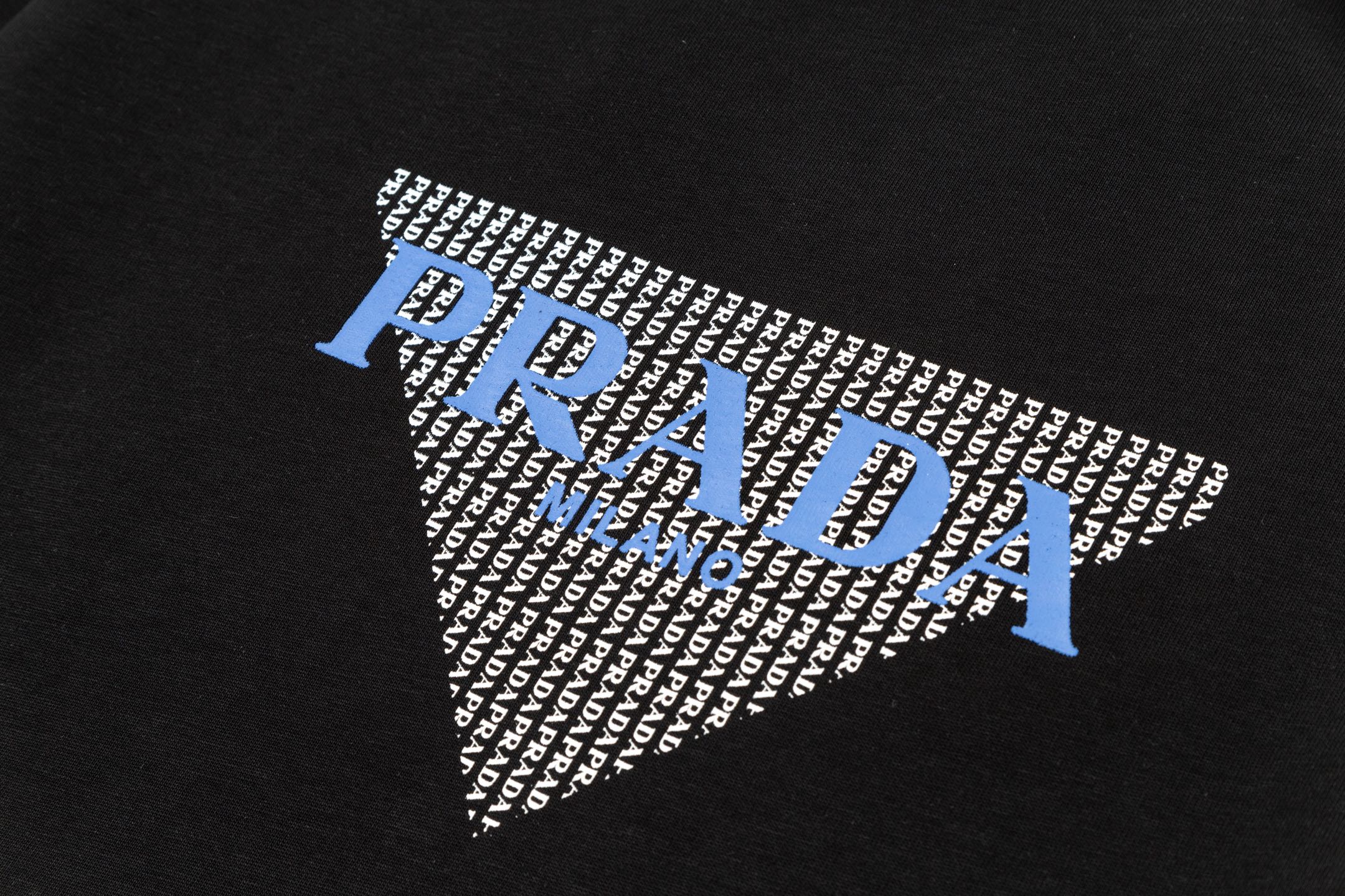 LuxluxHouse Best Quality Clothes T-shirt Prada