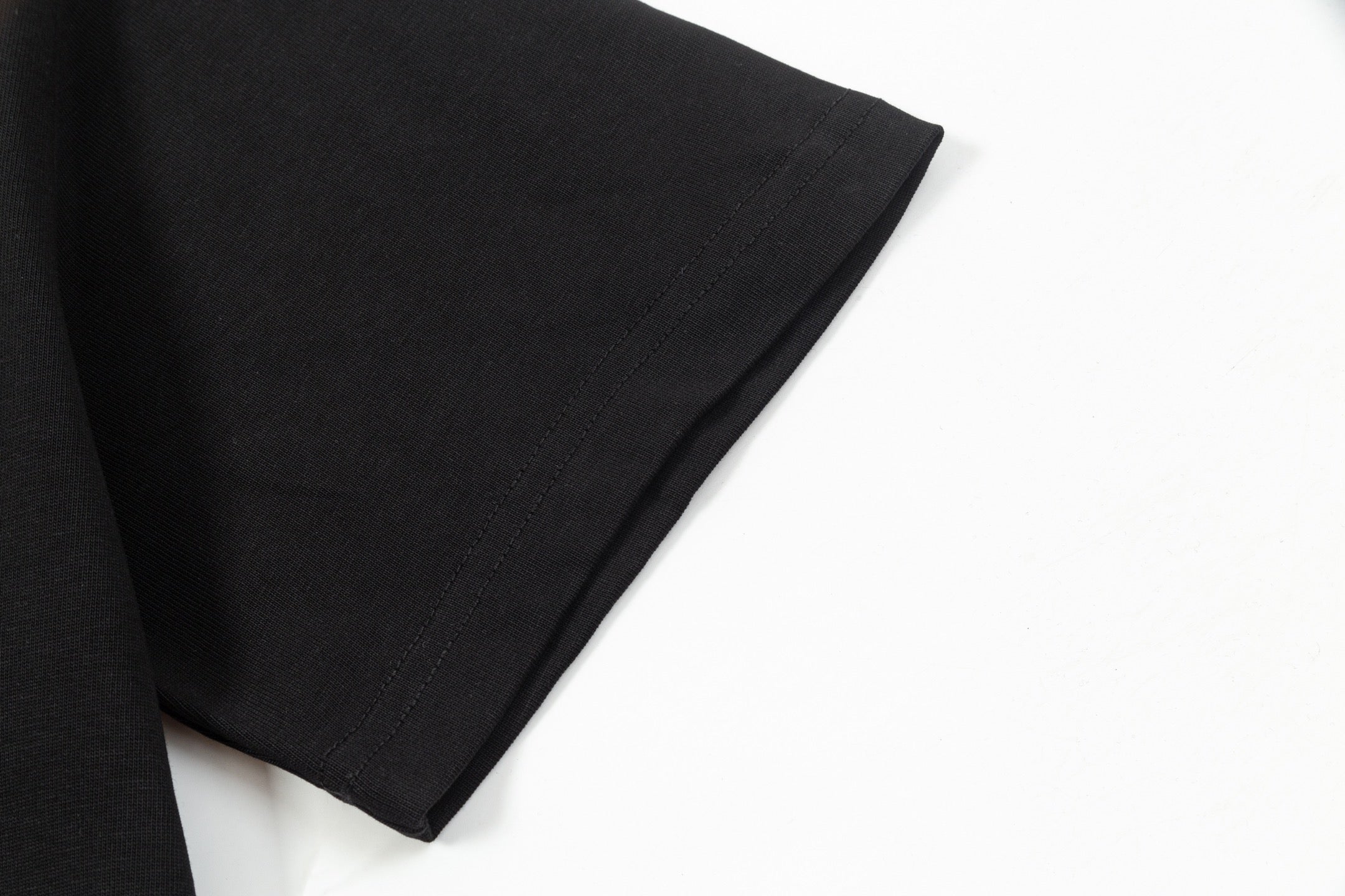 LuxluxHouse Best Quality Clothes T-shirt Prada