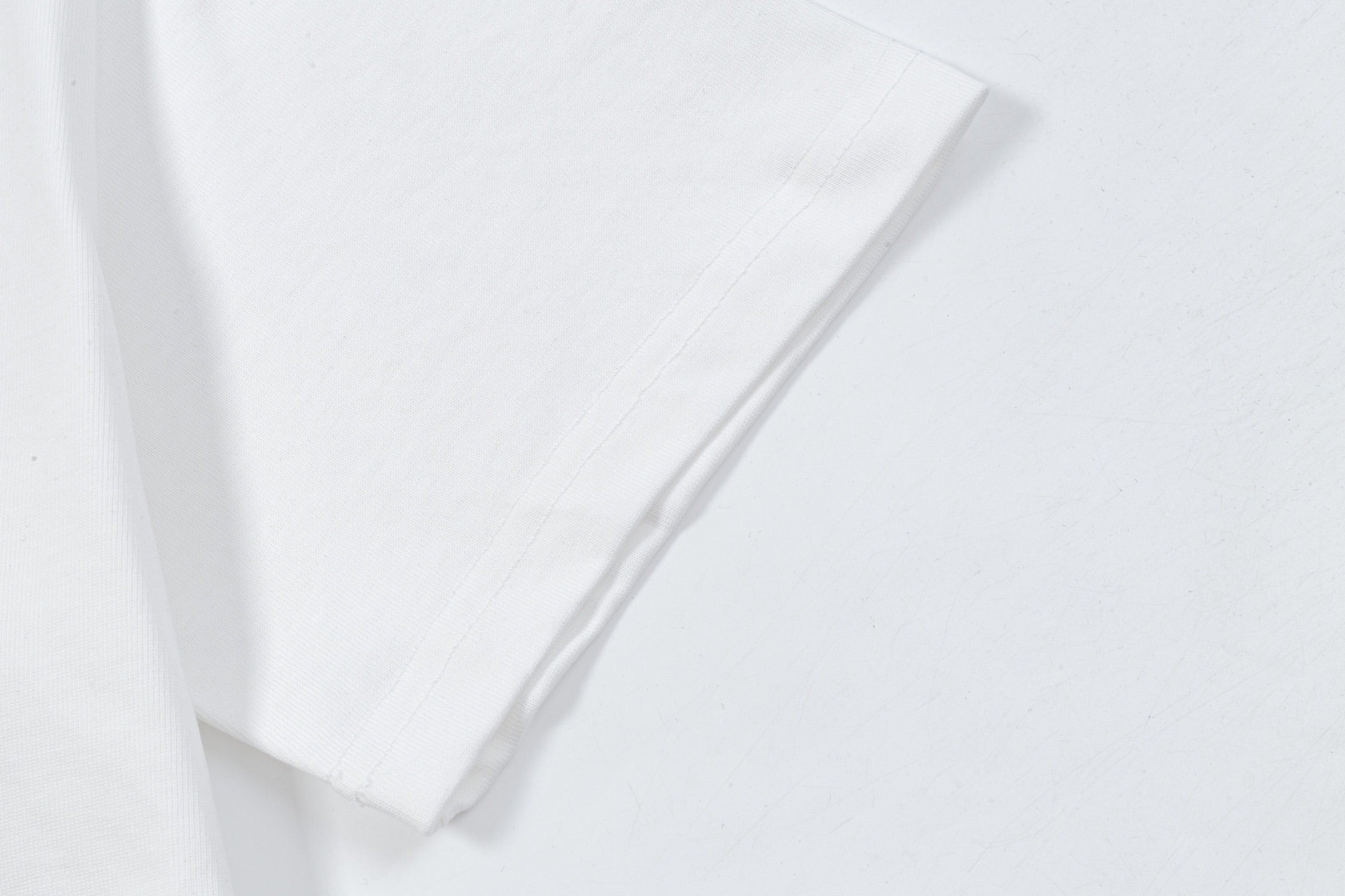 LuxluxHouse Best Quality Clothes T-shirt Prada