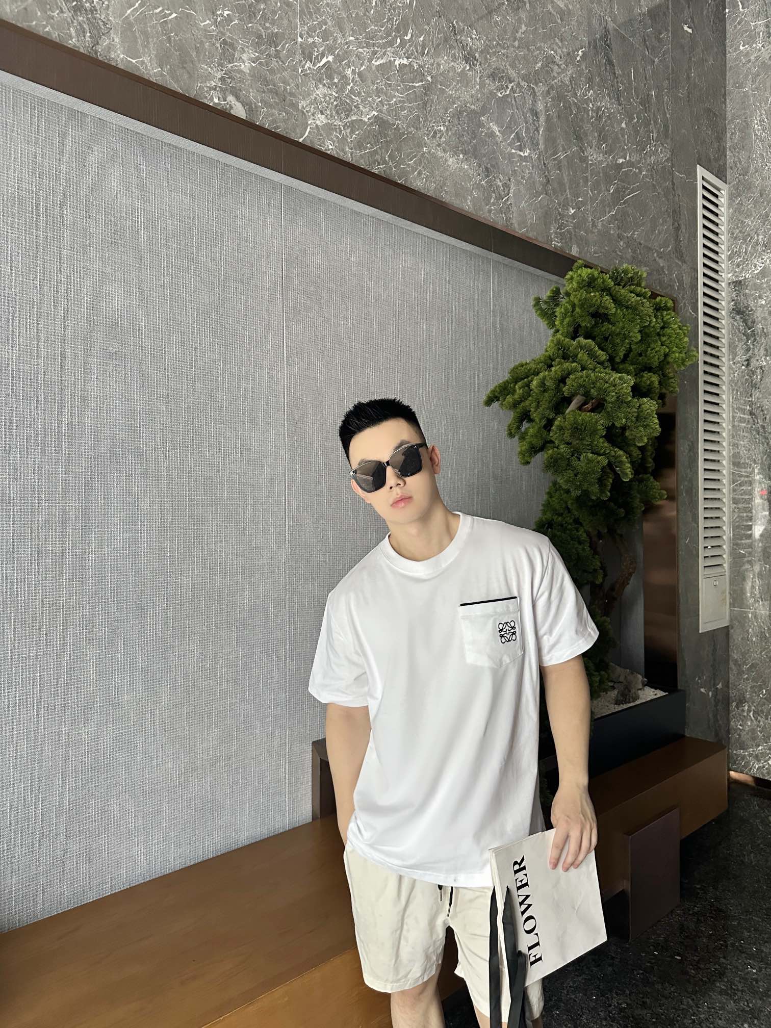 LuxluxHouse Best Quality Clothes T-shirt Loewe