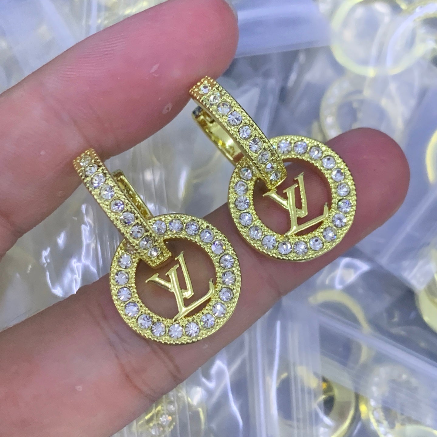 LuxluxHouse Low Price And High Quality Accessories Louis Vuitton