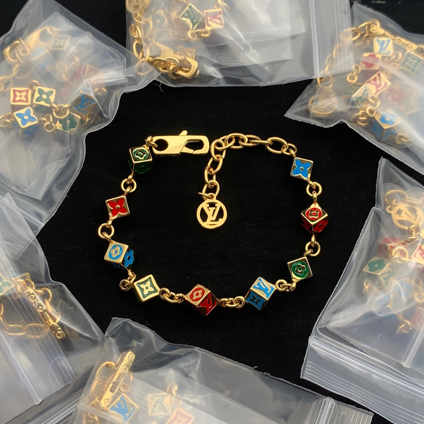 LuxluxHouse Low Price And High Quality Accessories Louis Vuitton