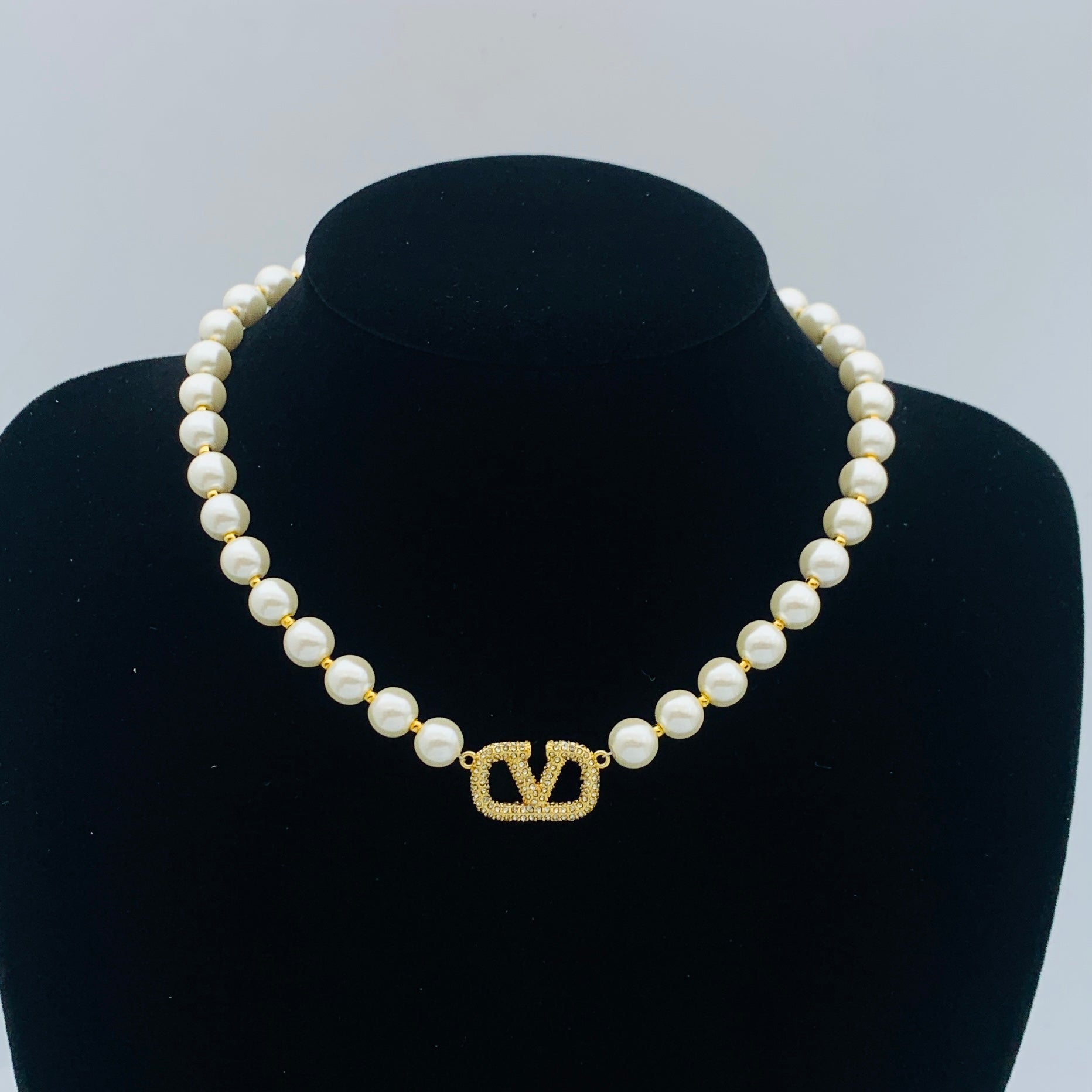 LuxluxHouse Low Price And High Quality Accessories Valentino