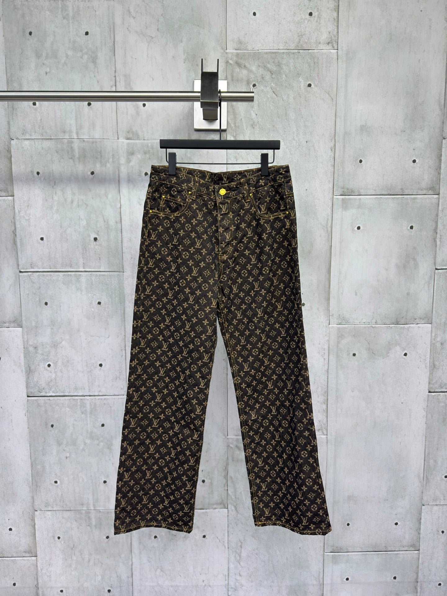 LuxluxHouse Best Quality Clothes Pants Louis Vuitton