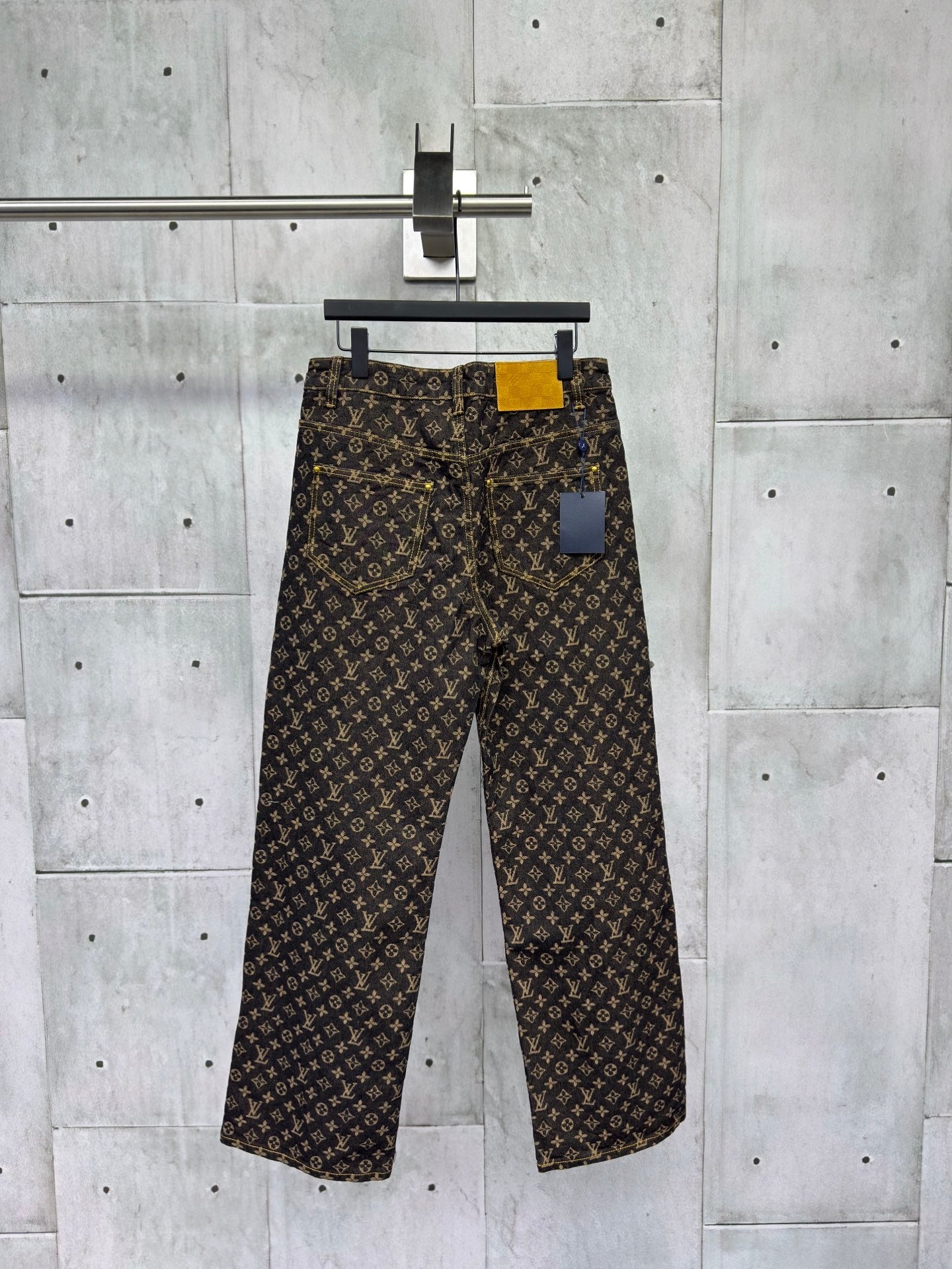 LuxluxHouse Best Quality Clothes Pants Louis Vuitton