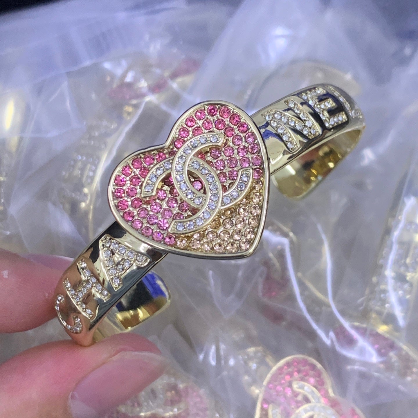 LuxluxHouse Low Price And High Quality Accessories Chanel