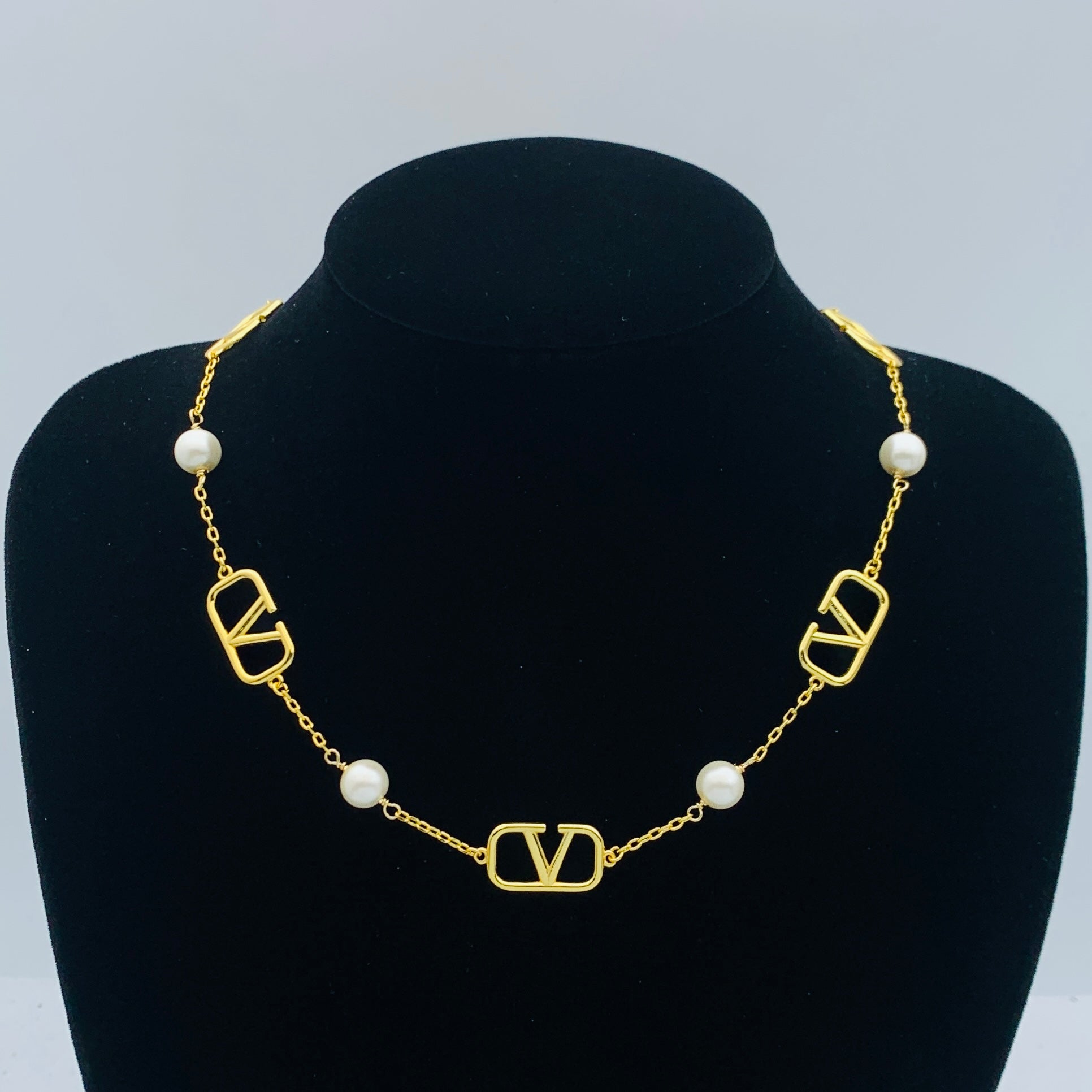 LuxluxHouse Low Price And High Quality Accessories Valentino
