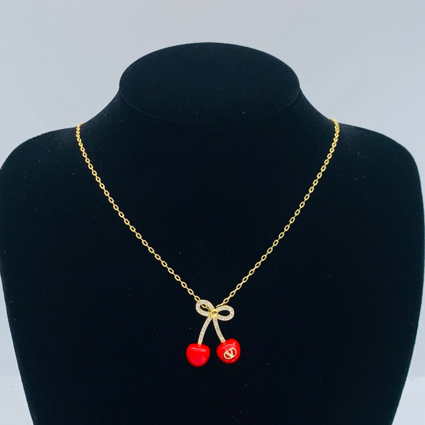 LuxluxHouse Low Price And High Quality Accessories Valentino