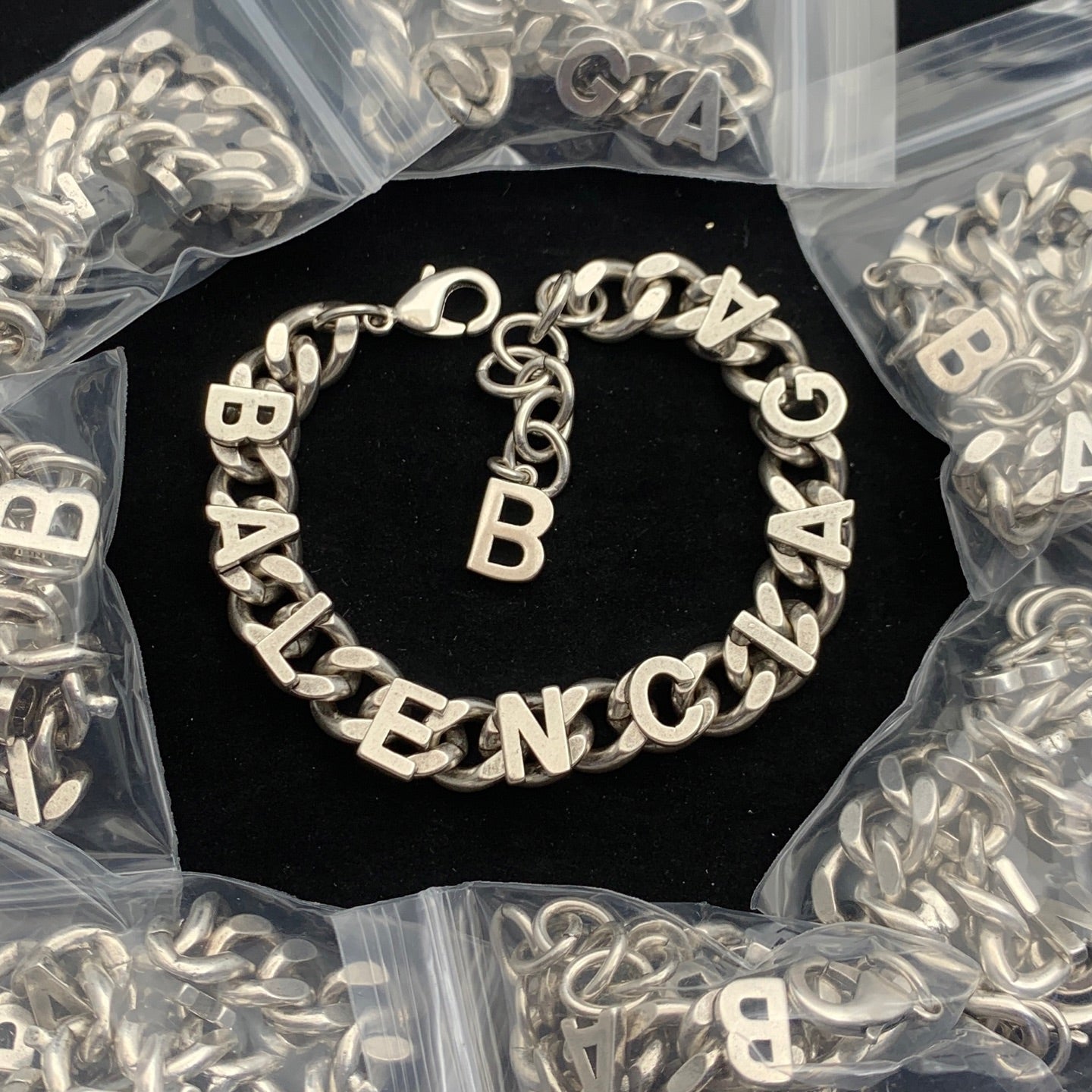 LuxluxHouse Low Price And High Quality Accessories Balenciaga