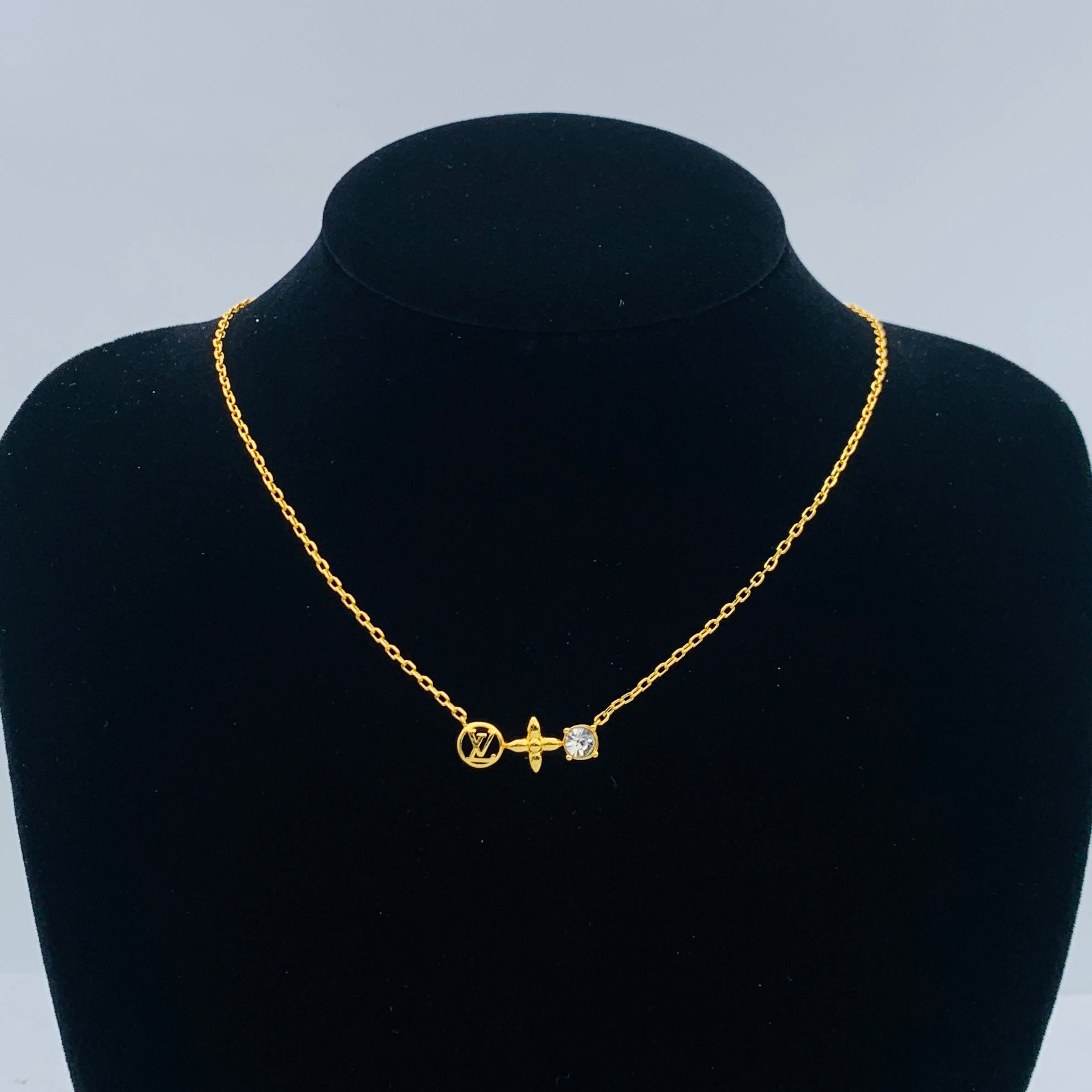 LuxluxHouse Low Price And High Quality Accessories Louis Vuitton