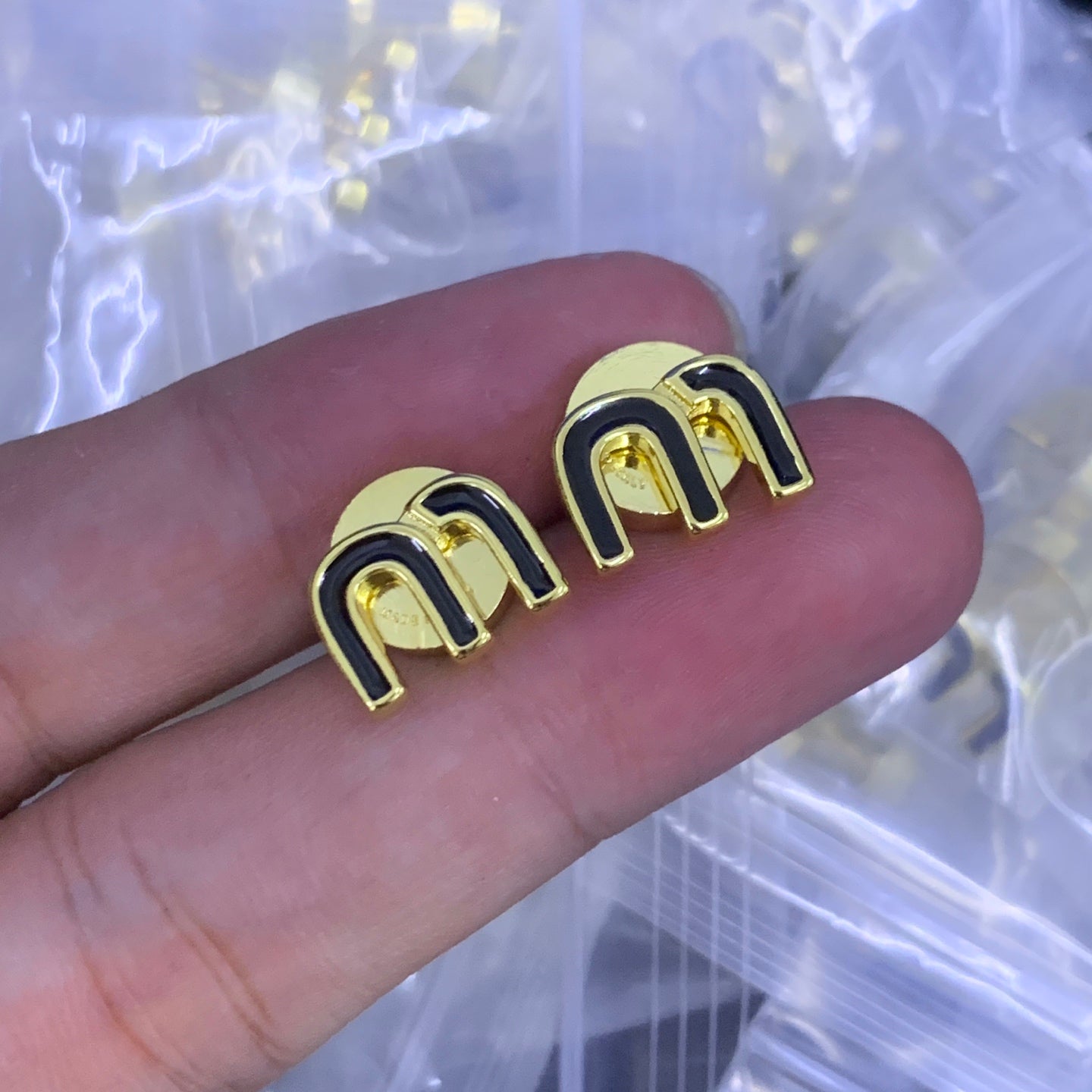 LuxluxHouse Low Price And High Quality Accessories Miu Miu