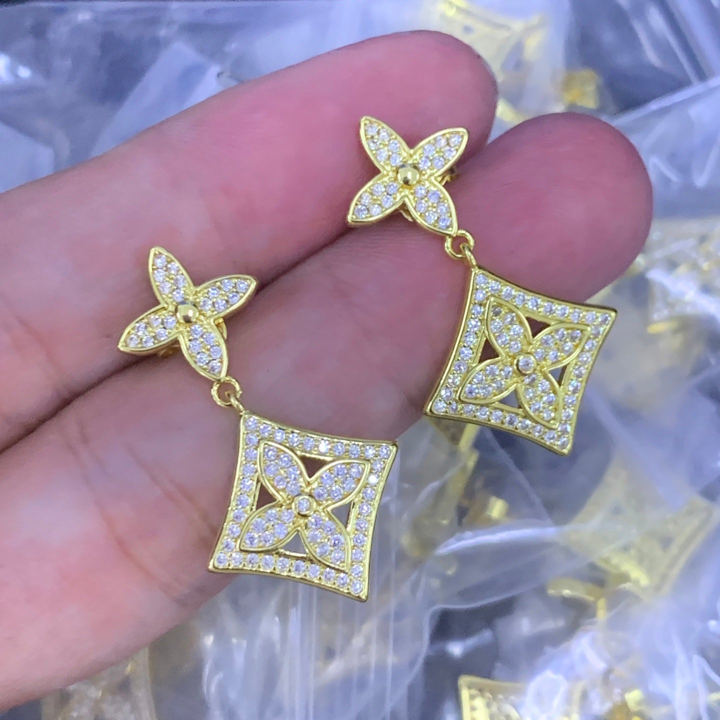 LuxluxHouse Low Price And High Quality Accessories Louis Vuitton