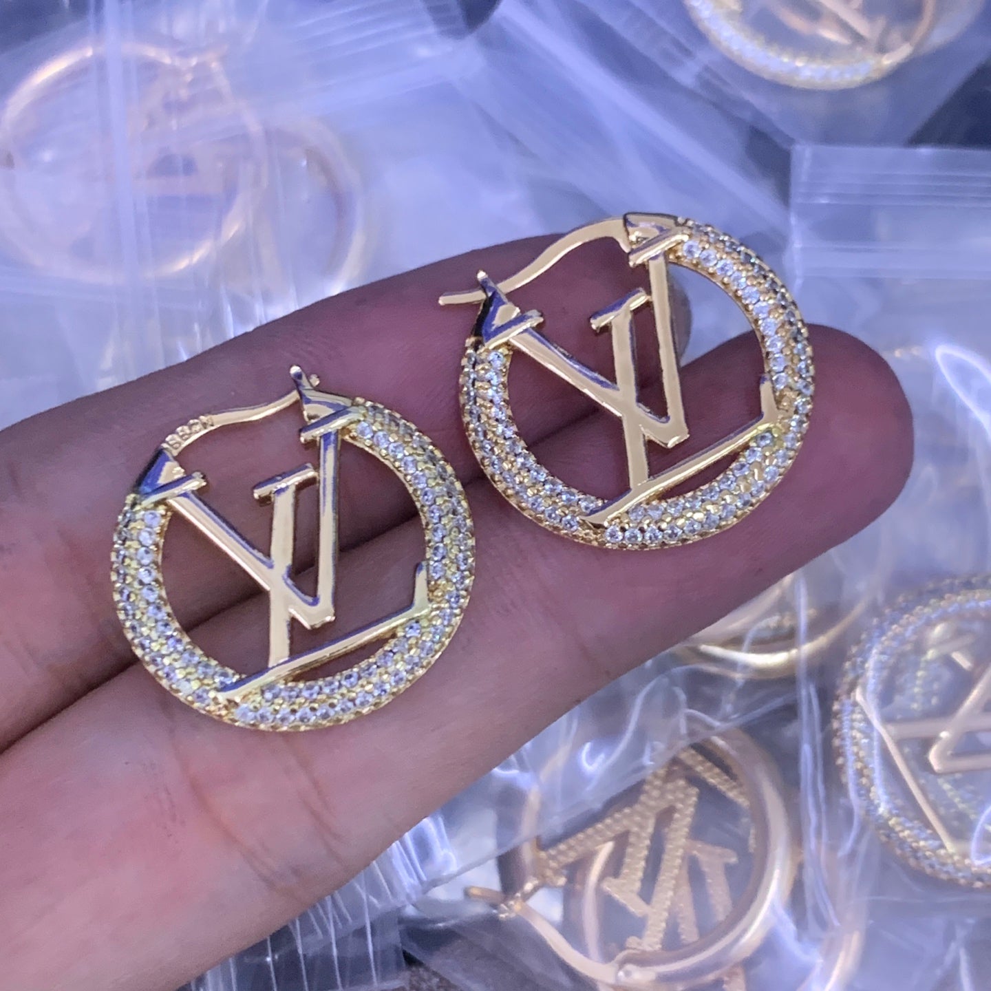 LuxluxHouse Low Price And High Quality Accessories Louis Vuitton