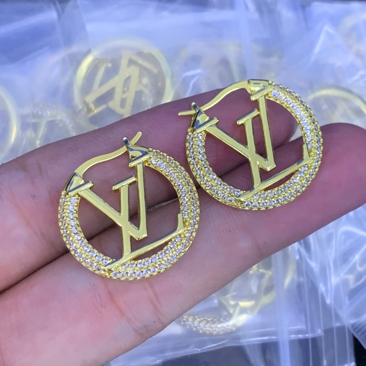 LuxluxHouse Low Price And High Quality Accessories Louis Vuitton