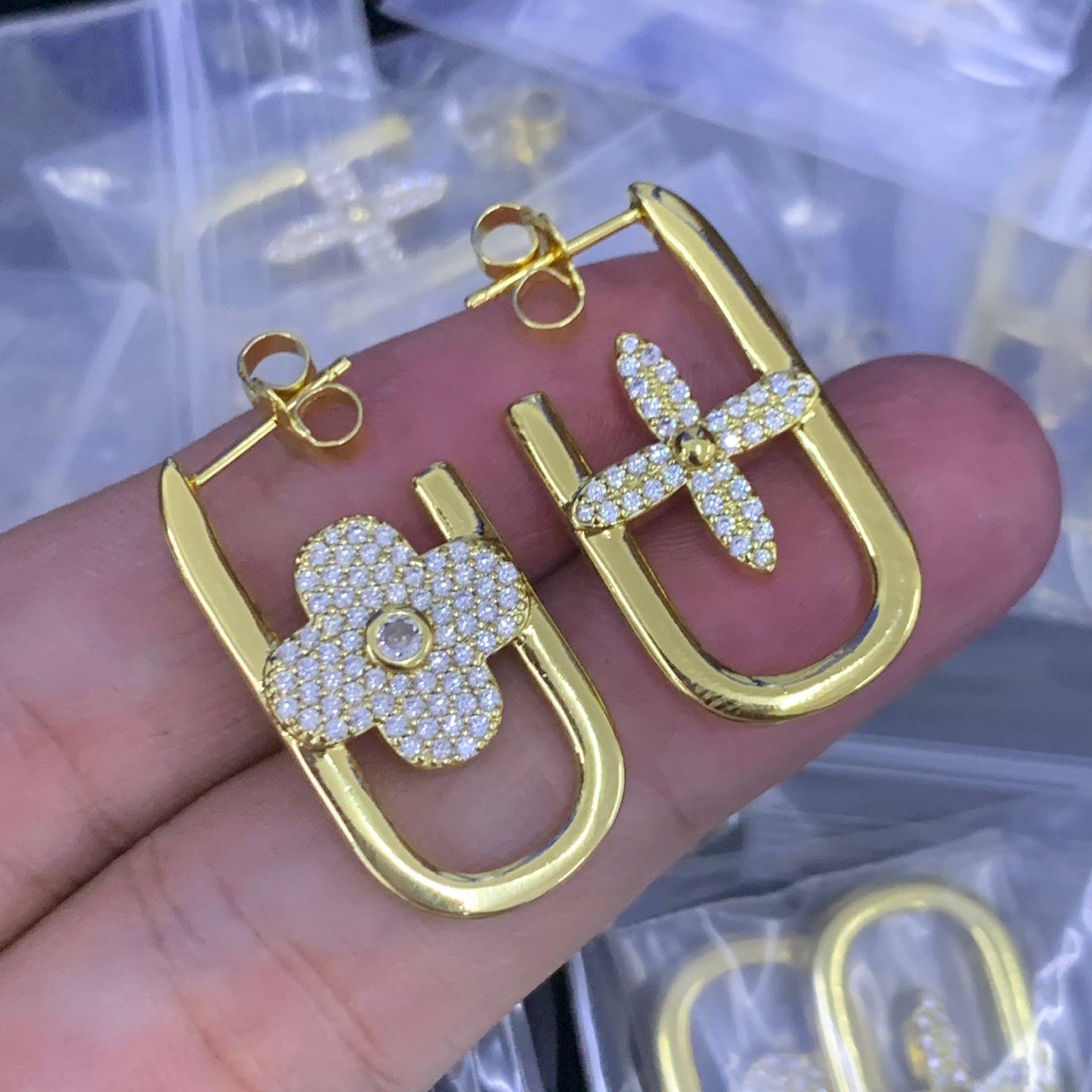 LuxluxHouse Low Price And High Quality Accessories Louis Vuitton
