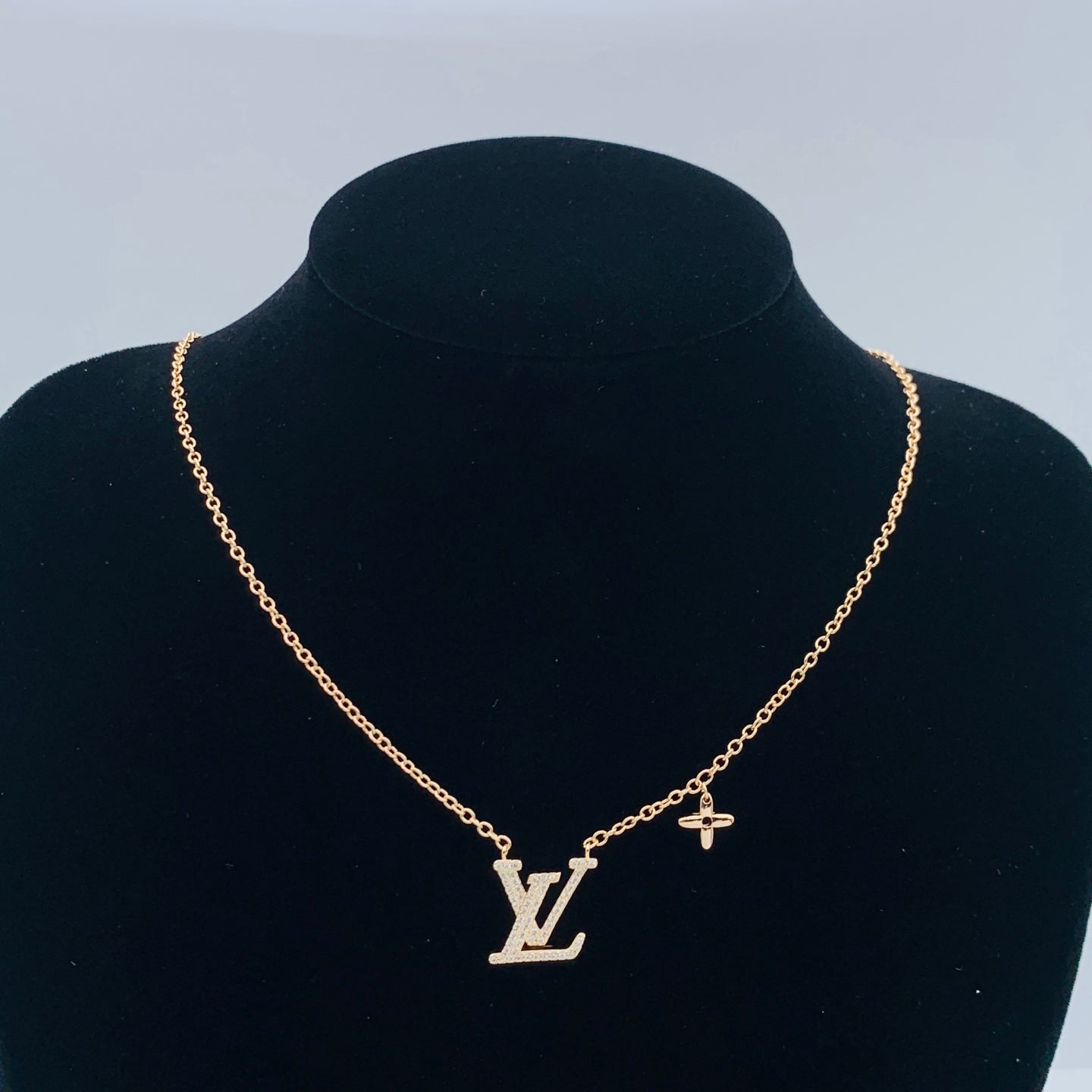 LuxluxHouse Low Price And High Quality Accessories Louis Vuitton