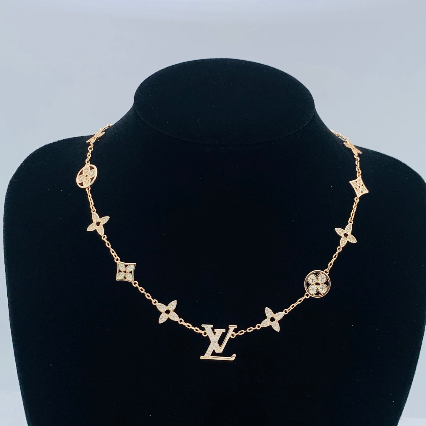 LuxluxHouse Low Price And High Quality Accessories Louis Vuitton