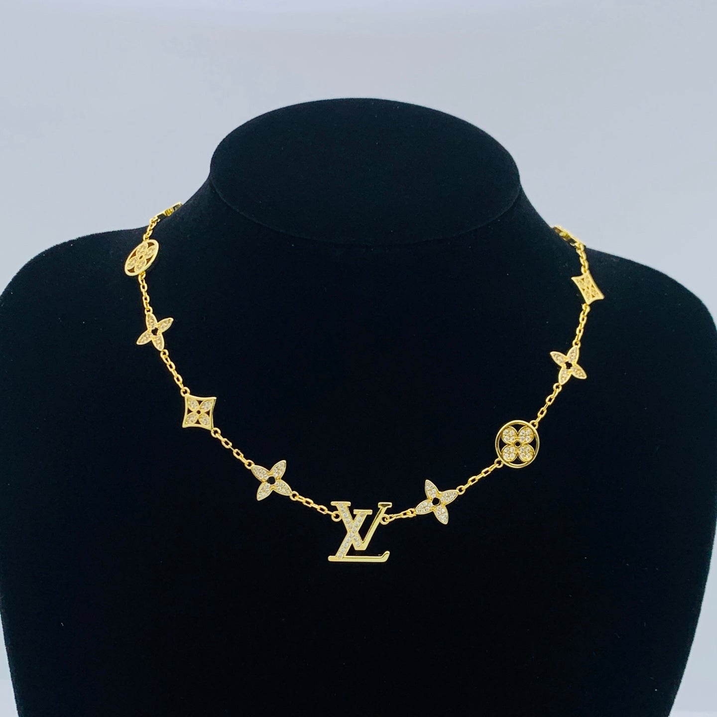 LuxluxHouse Low Price And High Quality Accessories Louis Vuitton