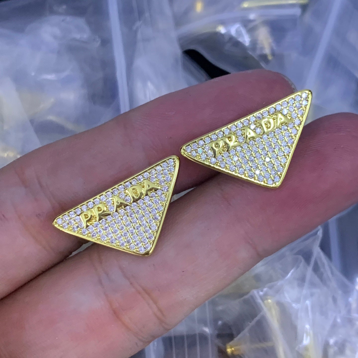 LuxluxHouse Low Price And High Quality Accessories Prada