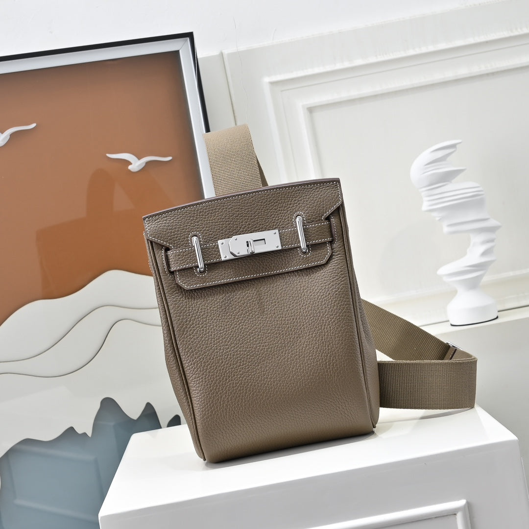LuxluxHouse Best Quality Bags Men