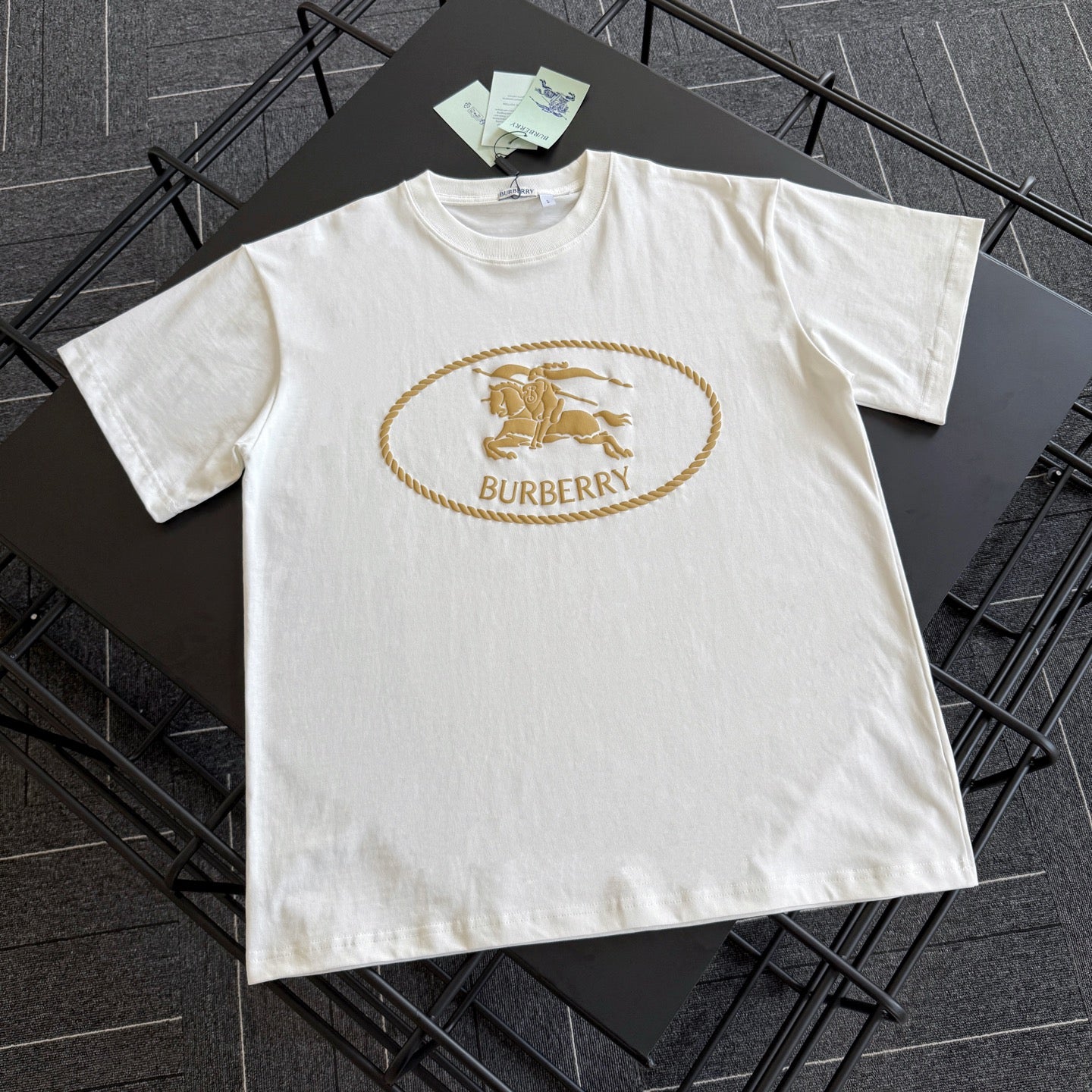 LuxluxHouse Best Quality Clothes Burberry T-shirt