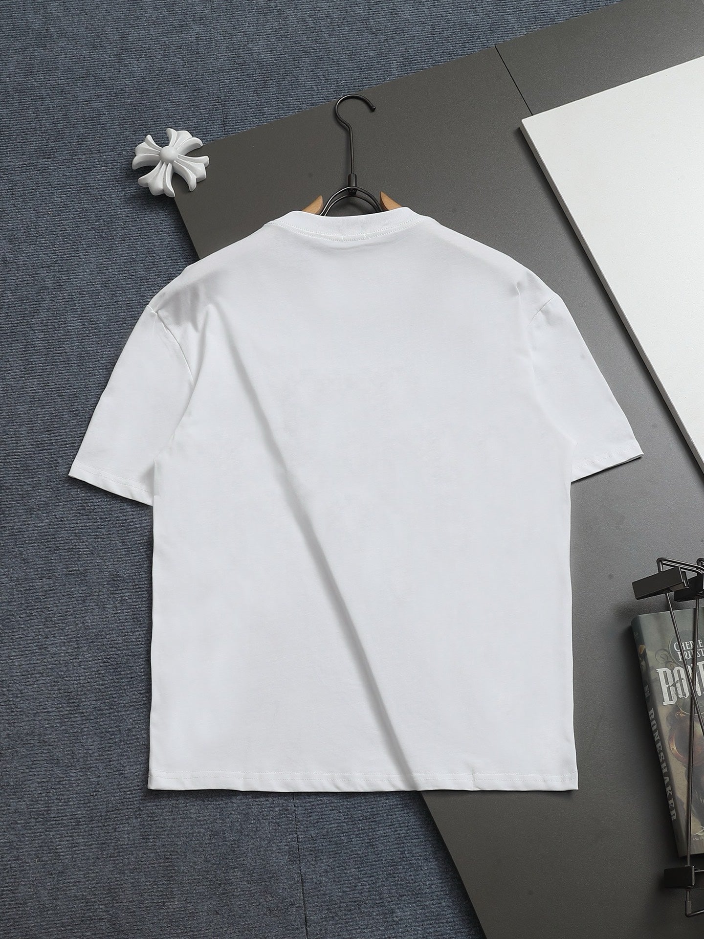 LuxluxHouse Best Quality Clothes T-shirt Loewe