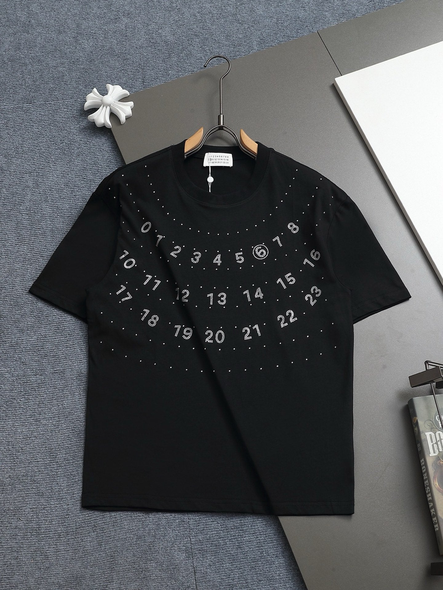 LuxluxHouse Best Quality Clothes T-shirt Chanel & Maison Margiela