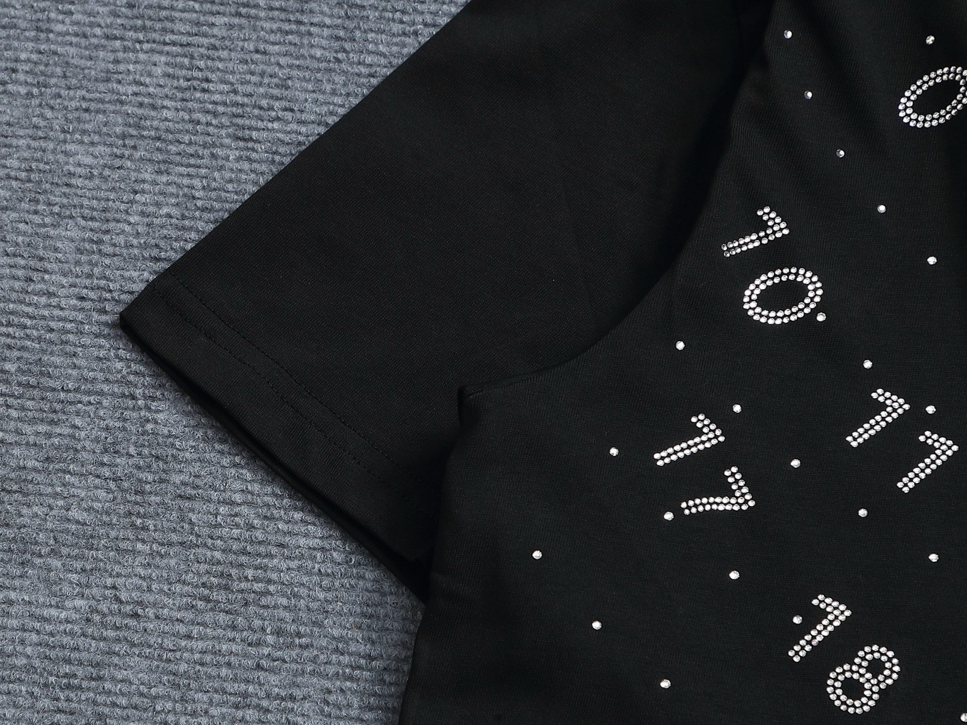 LuxluxHouse Best Quality Clothes T-shirt Chanel & Maison Margiela