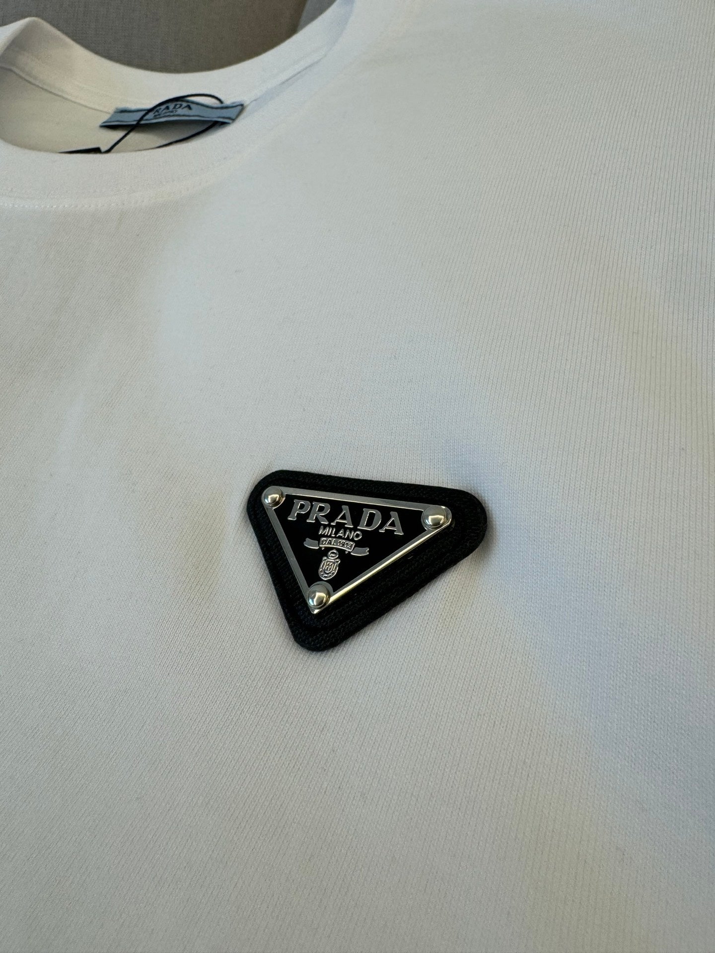 LuxluxHouse Best Quality Clothes T-shirt Prada