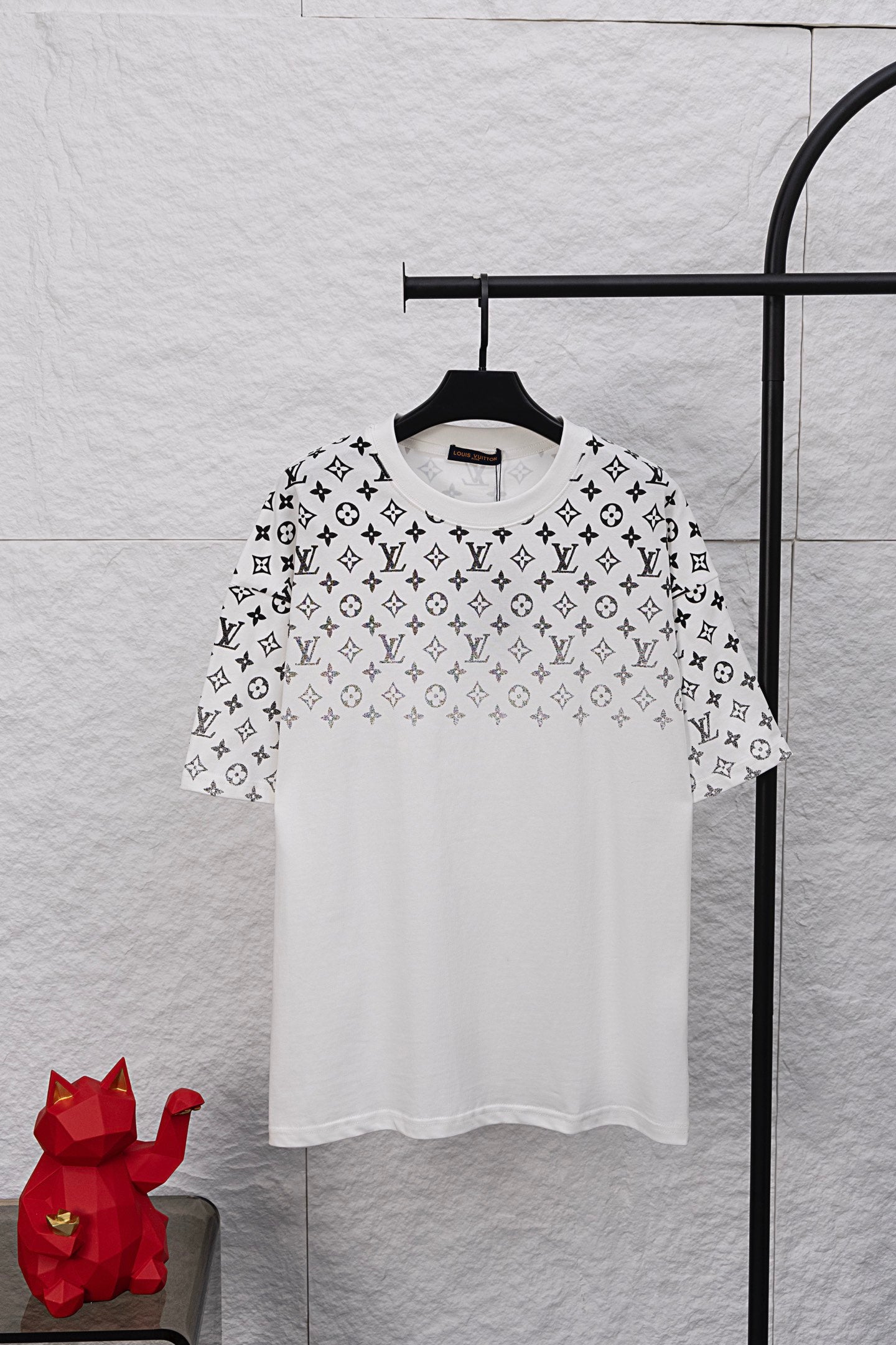 LuxluxHouse Best Quality Clothes T-shirt Louis Vuitton