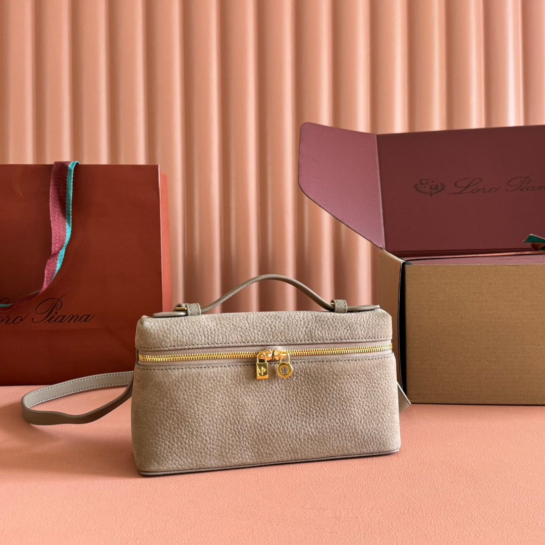 LuxluxHouse Best Quality Bags Loro Piana Women