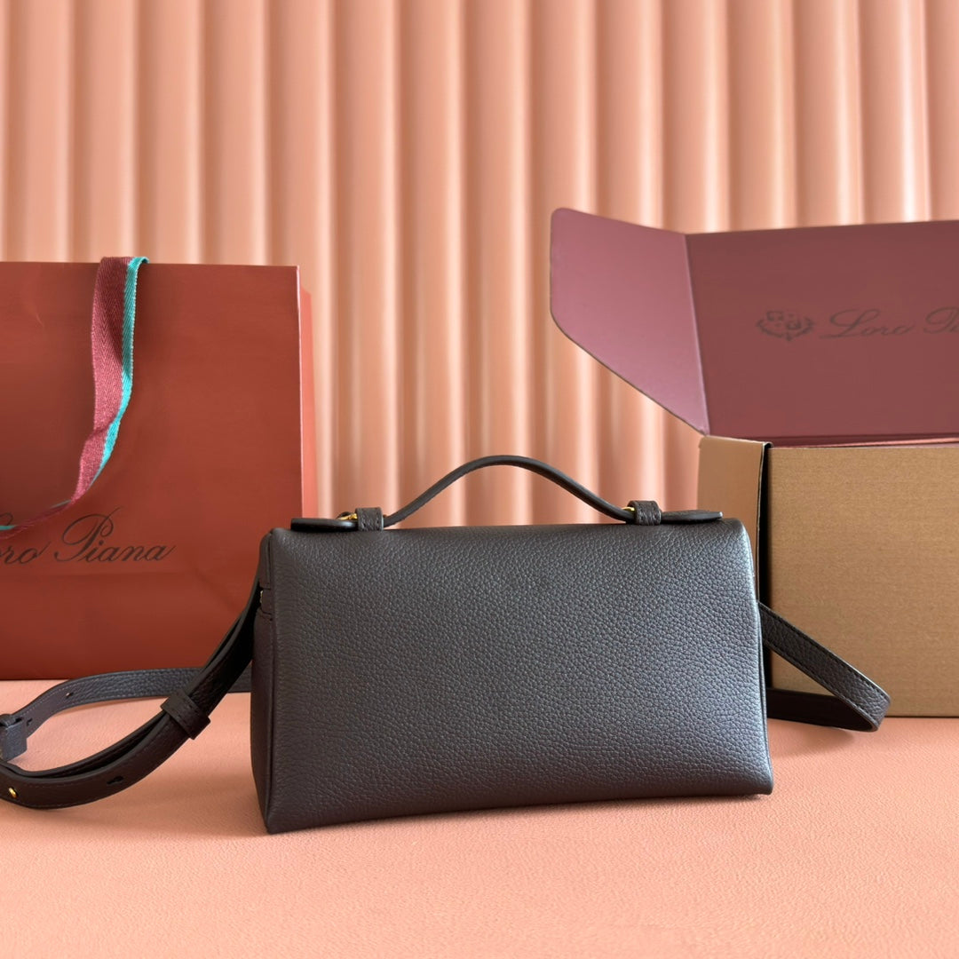 LuxluxHouse Best Quality Bags Loro Piana Women
