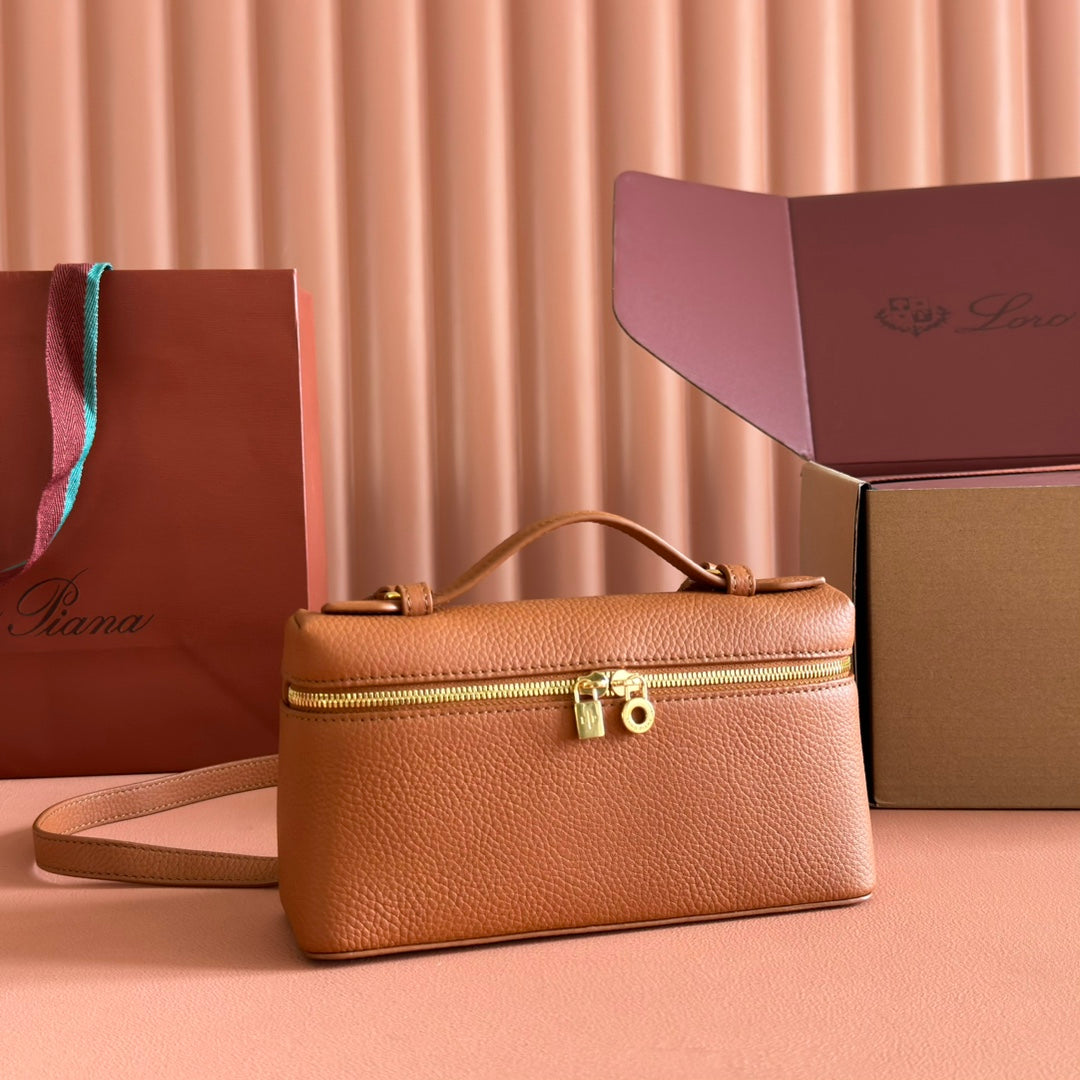 LuxluxHouse Best Quality Bags Loro Piana Women