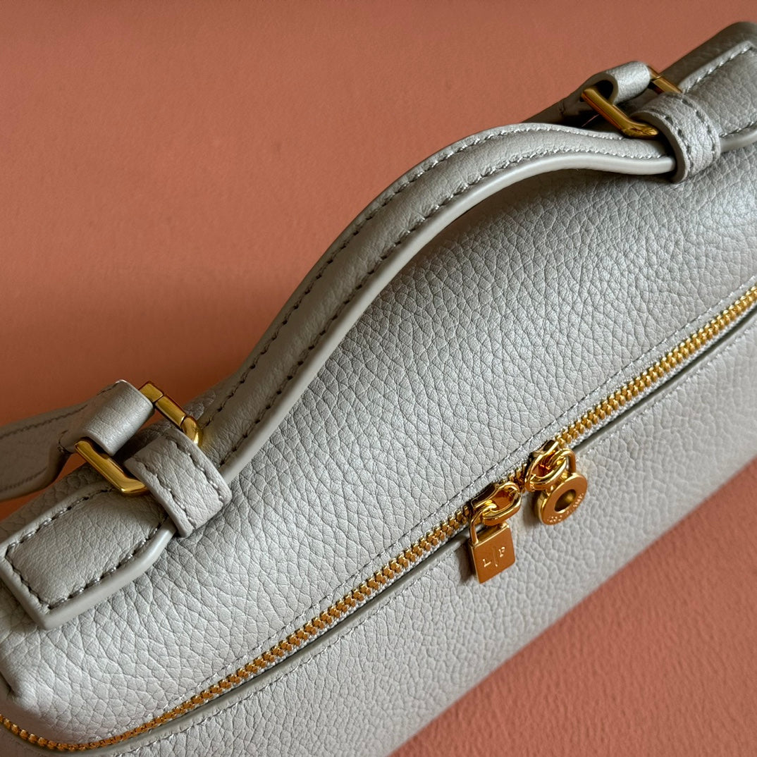 LuxluxHouse Best Quality Bags Loro Piana Women