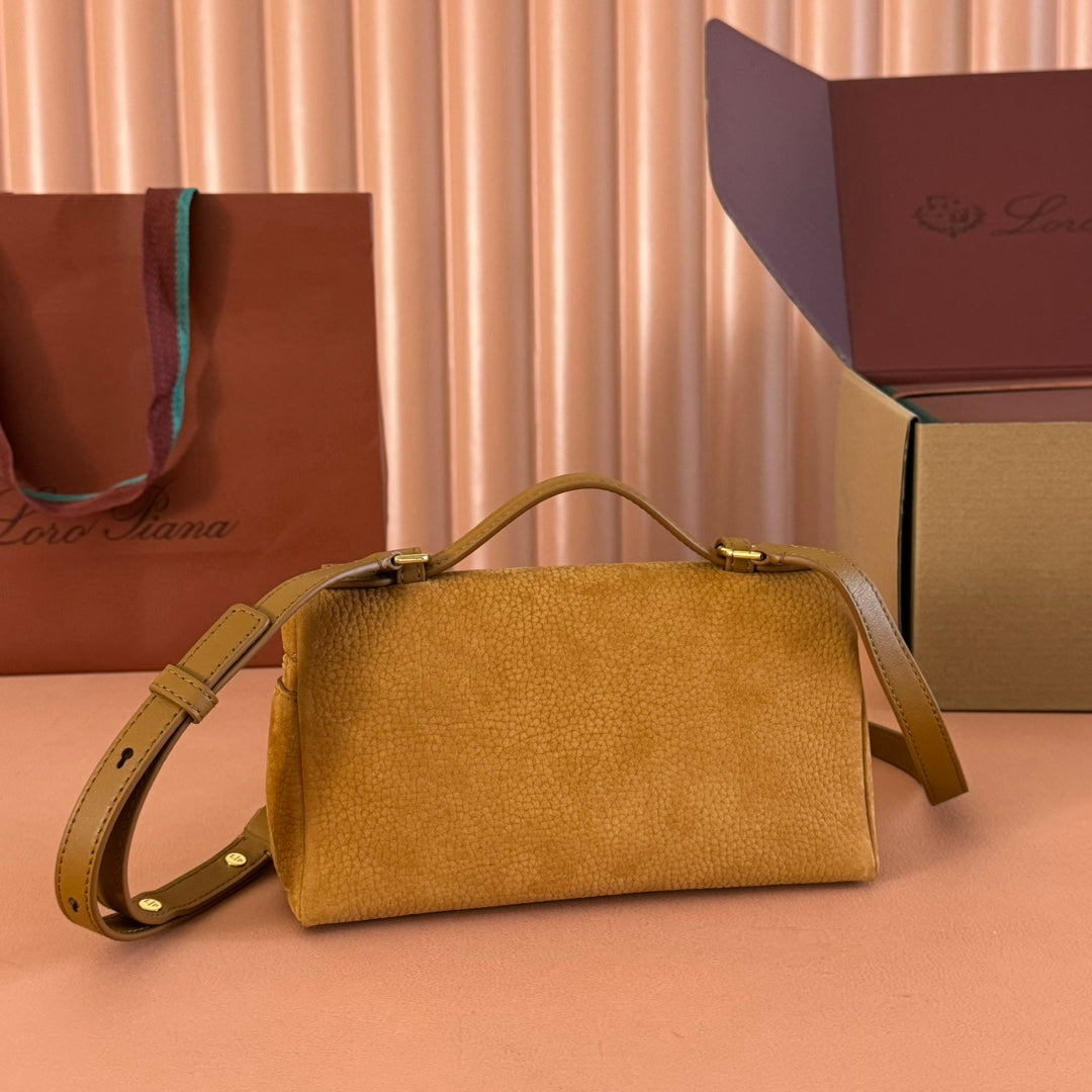 LuxluxHouse Best Quality Bags Loro Piana Women