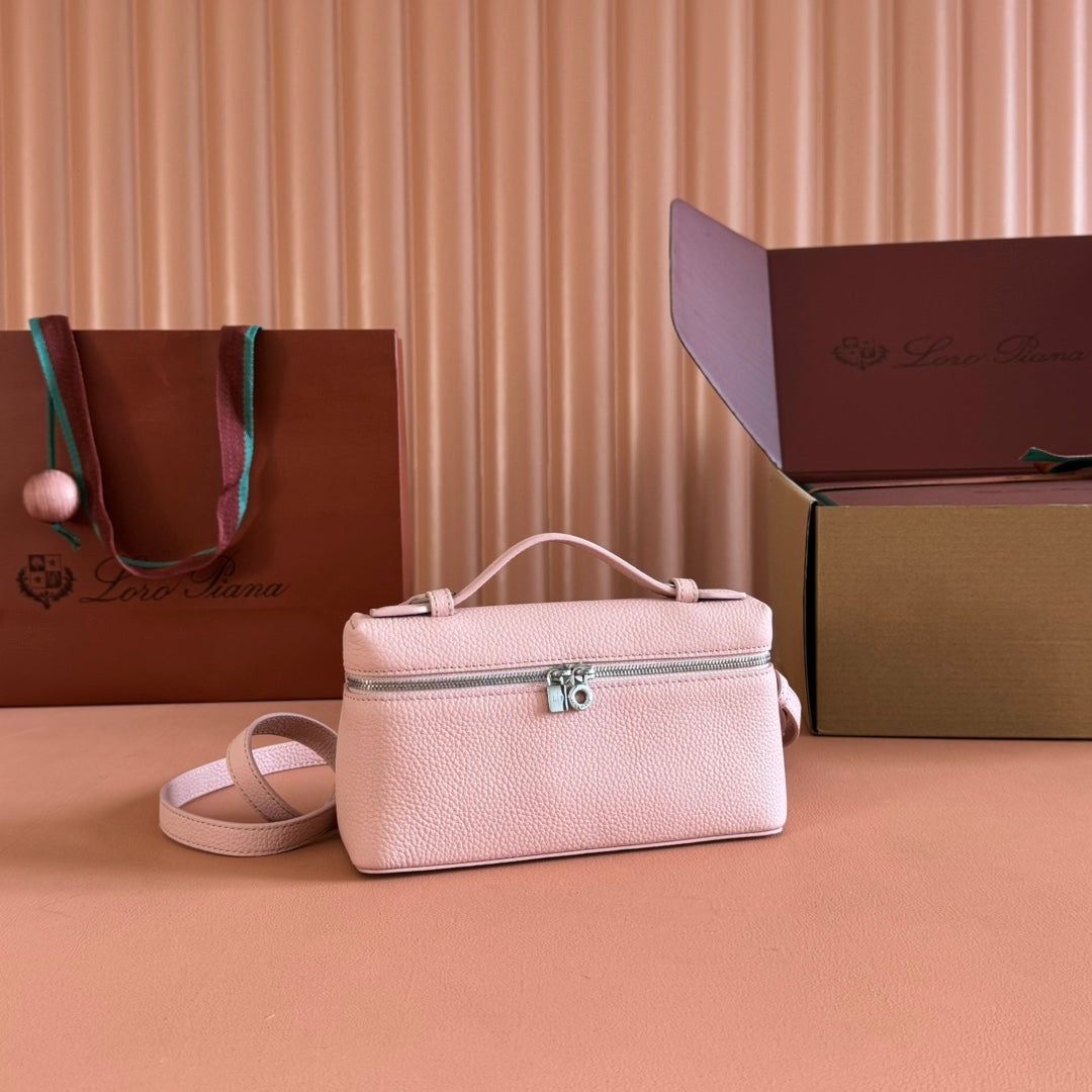 LuxluxHouse Best Quality Bags Loro Piana Women