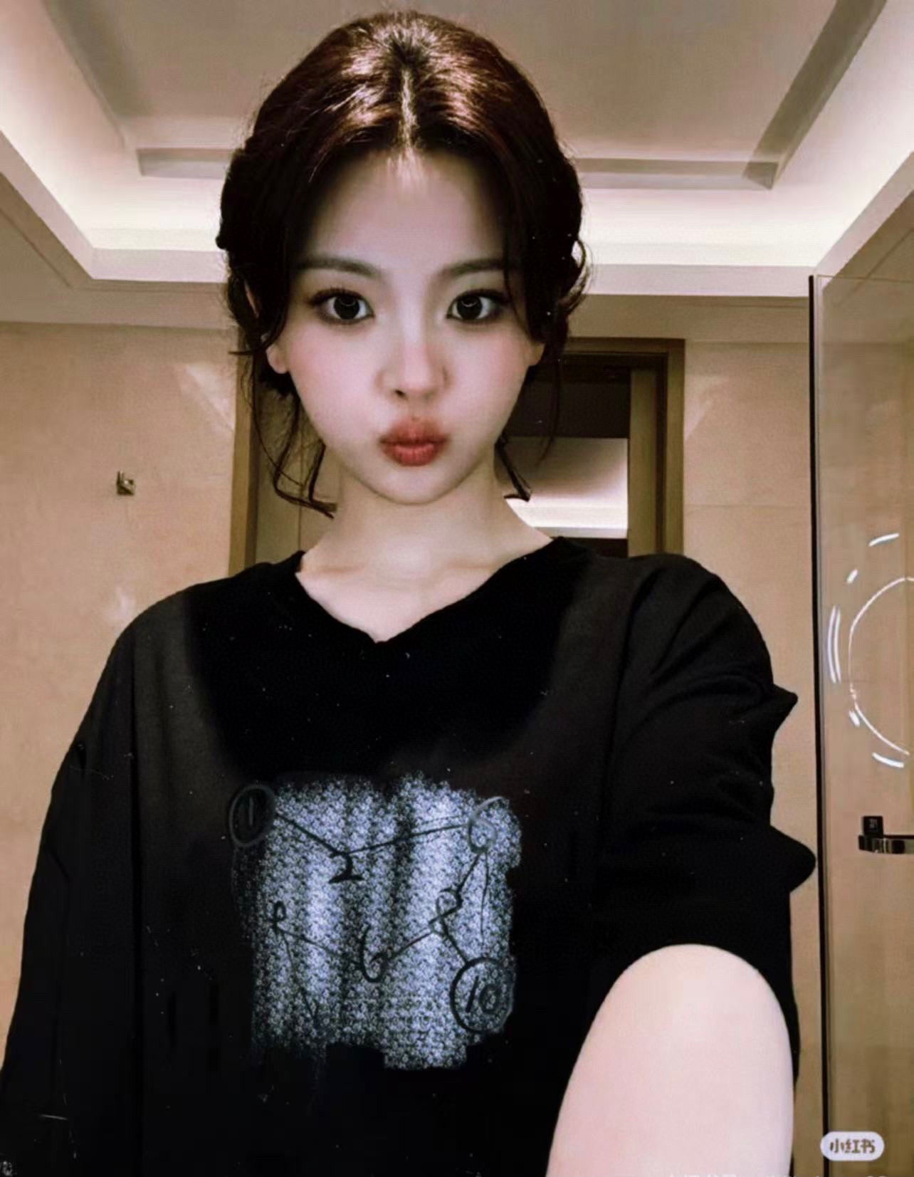 LuxluxHouse Best Quality Clothes T-shirt Chanel & Maison Margiela