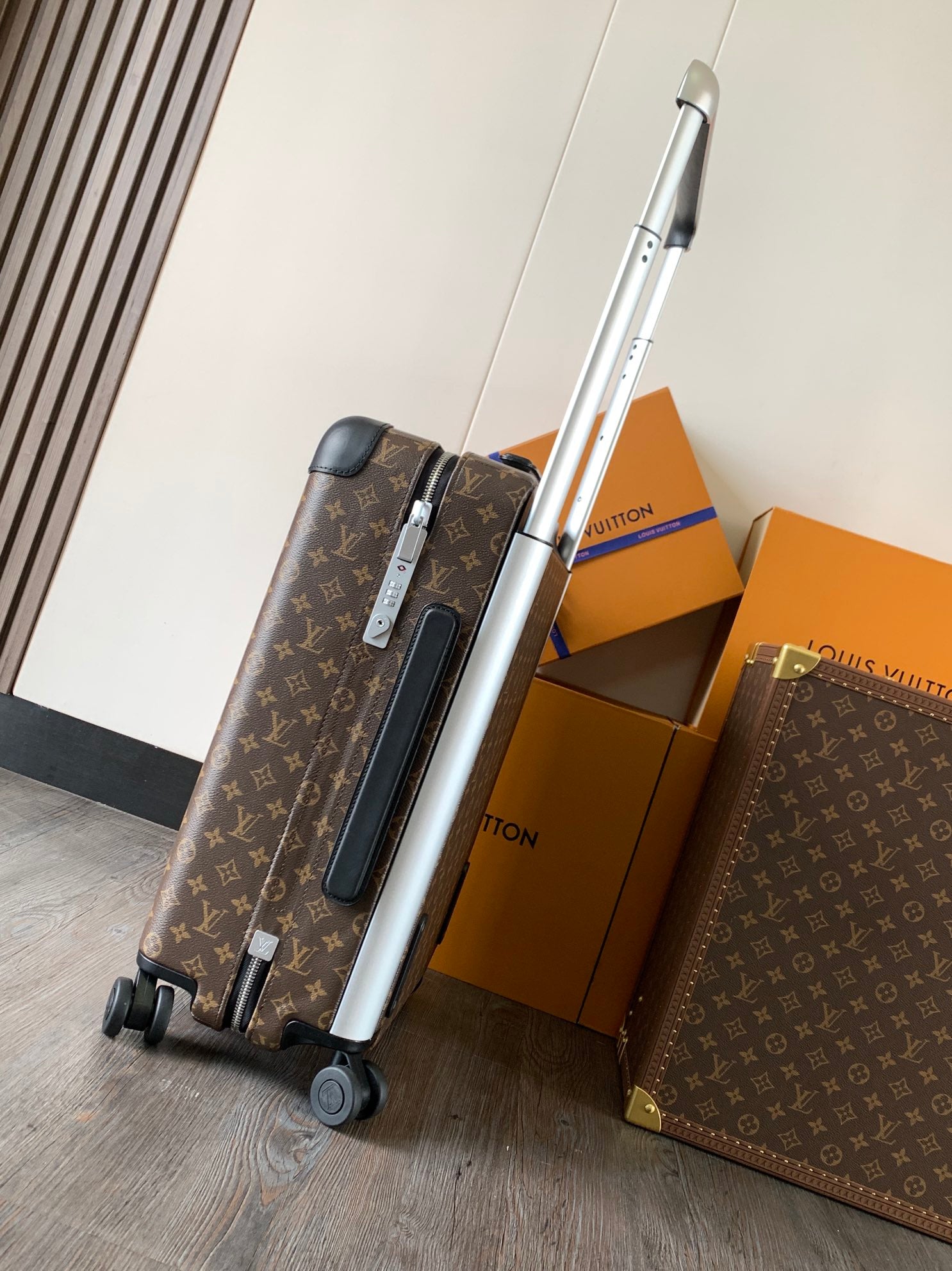 LuxluxHouse Best Quality Bags Luggage Louis Vuitton Men