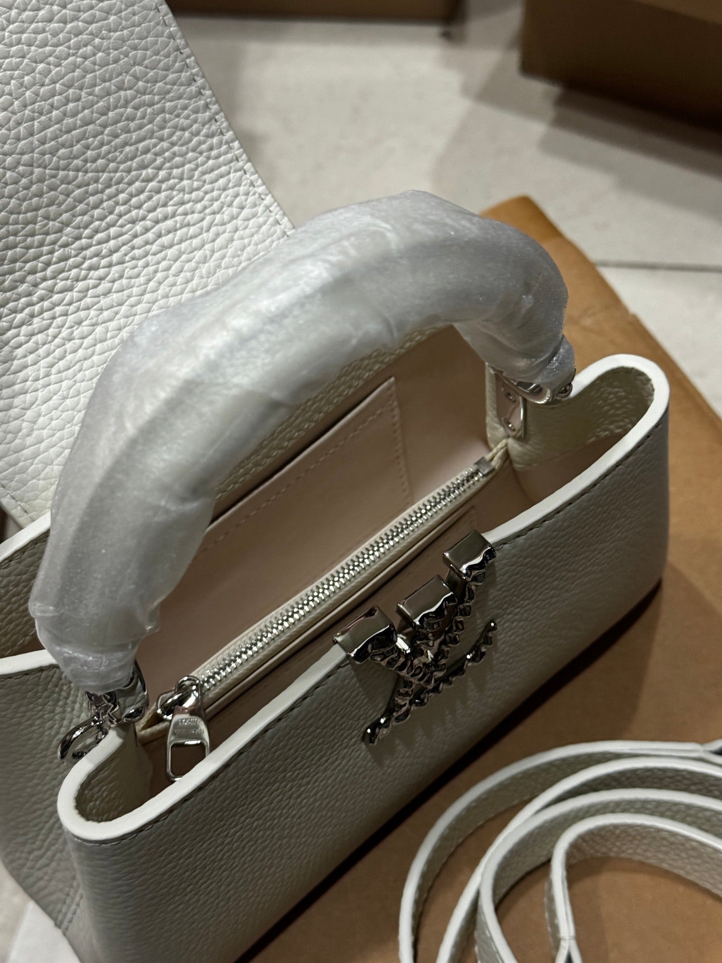 LuxluxHouse Best Quality Bags  Louis Vuitton