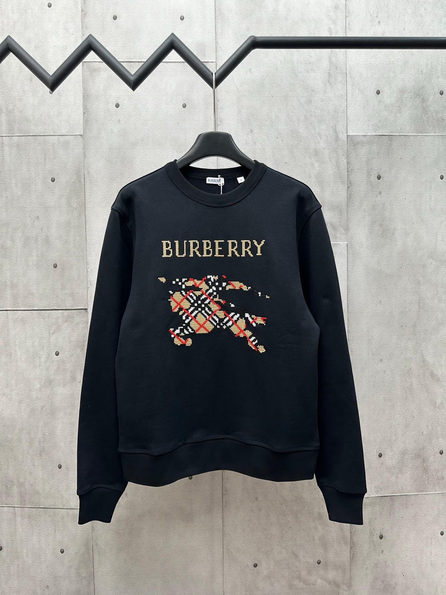 LuxluxHouse Best Quality Clothes Burberry Hoodie & Sweater