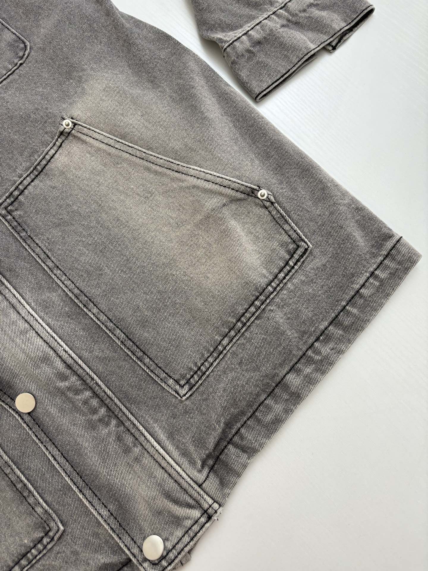 LuxluxHouse Best Quality Clothes Coats & Jackets Prada