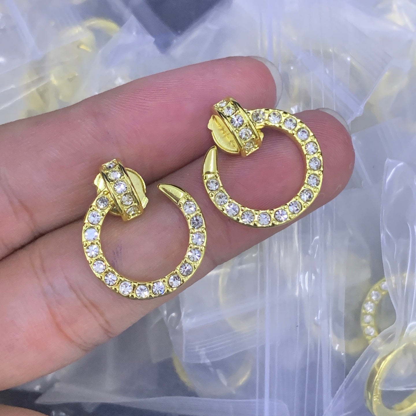 LuxluxHouse Low Price And High Quality Accessories Cartier