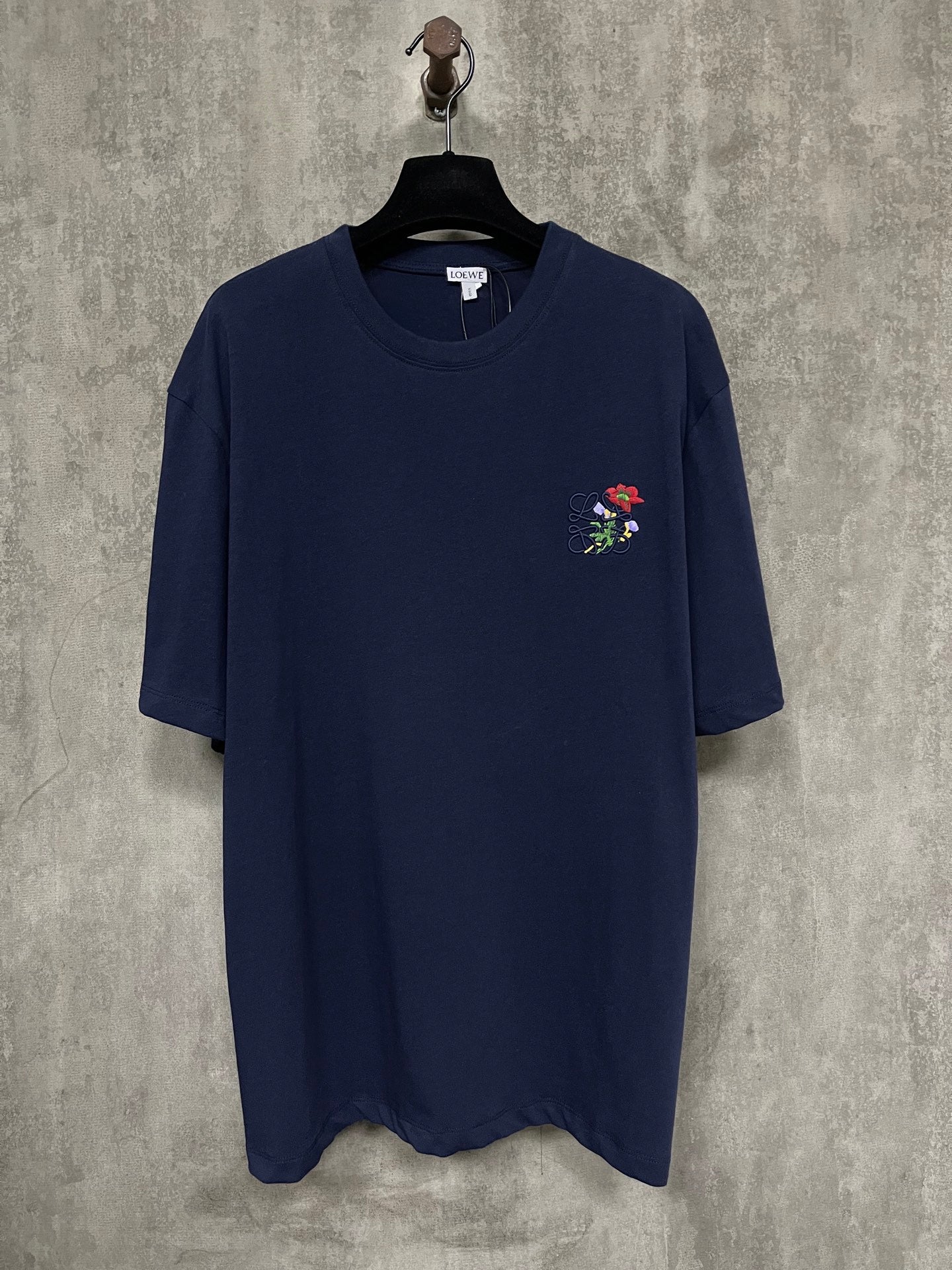 LuxluxHouse Best Quality Clothes T-shirt Loewe