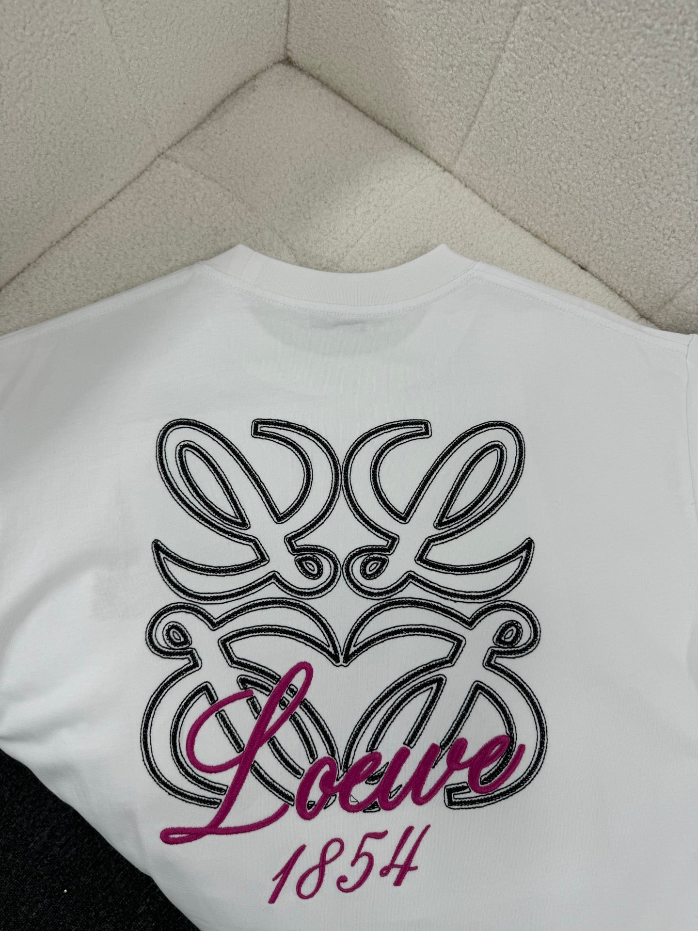 LuxluxHouse Best Quality Clothes T-shirt Loewe