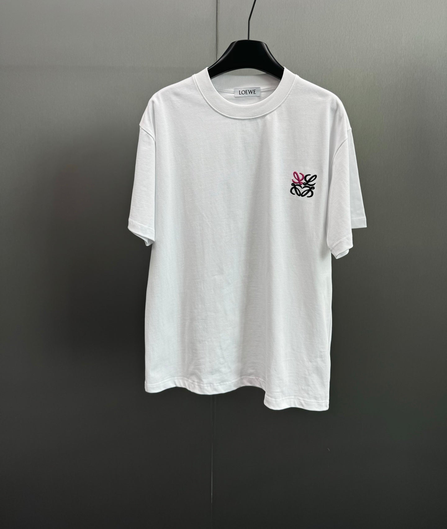 LuxluxHouse Best Quality Clothes T-shirt Loewe