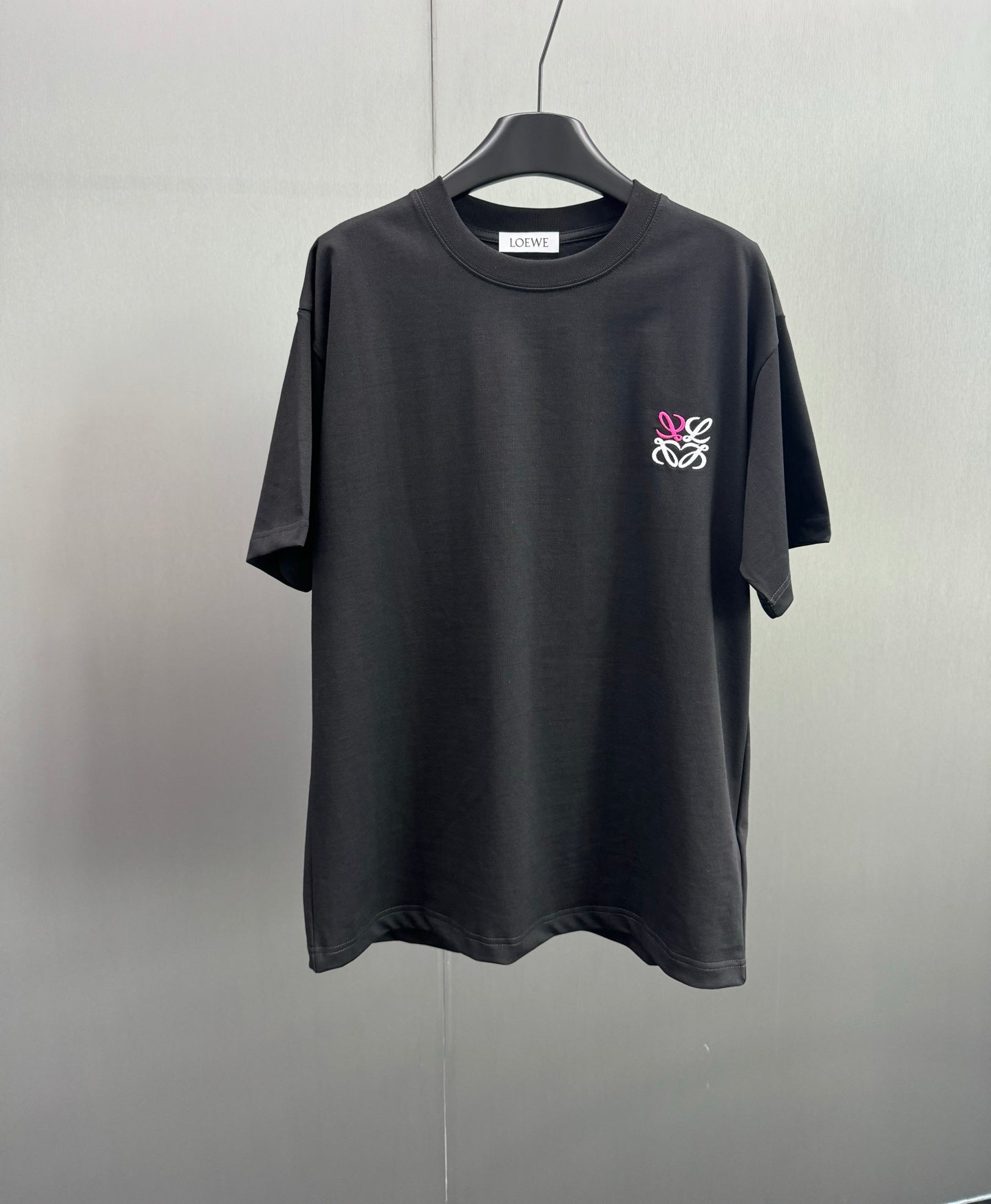 LuxluxHouse Best Quality Clothes T-shirt Loewe